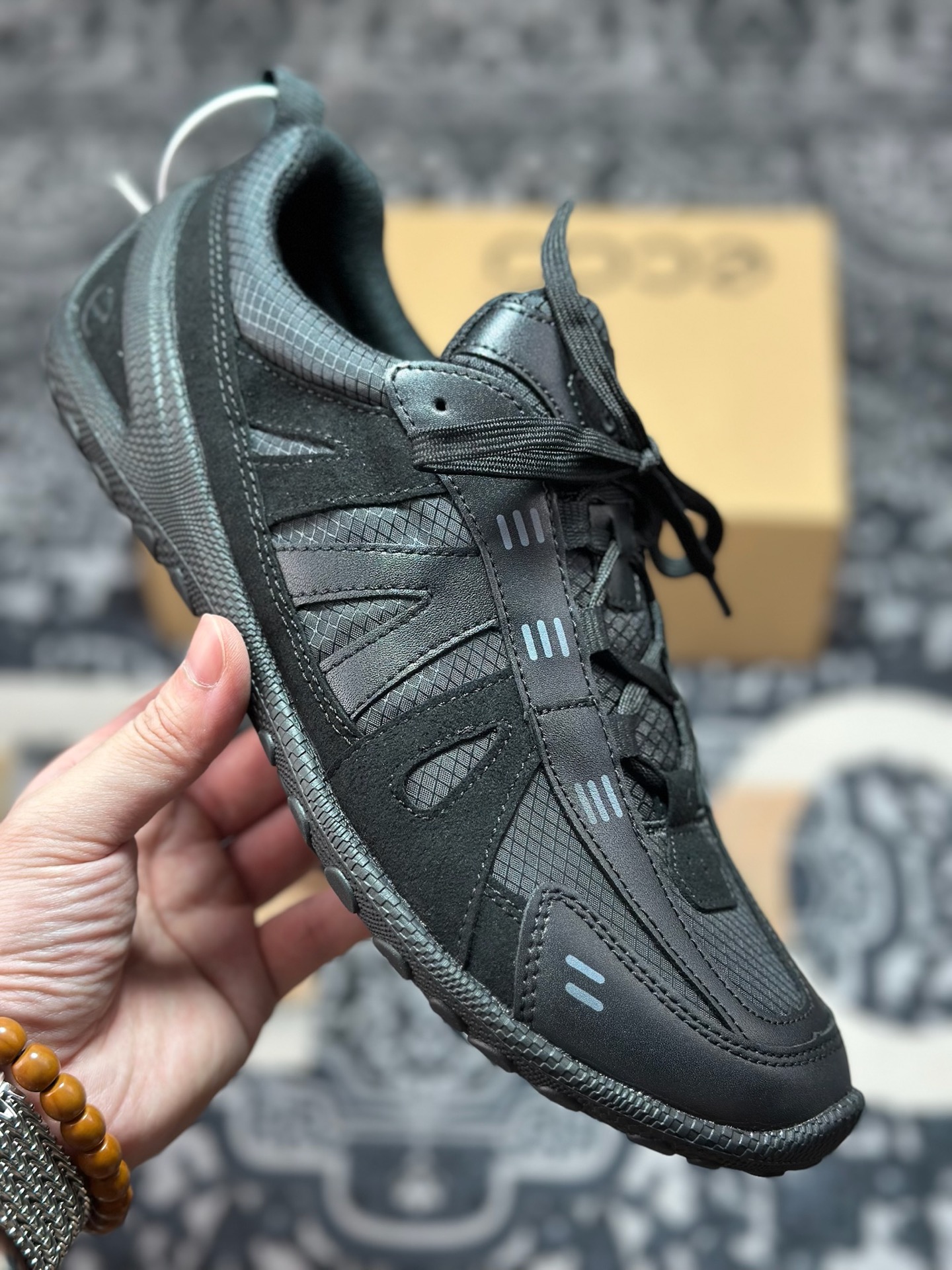 B4280 原装级别 ECCO爱步运动鞋 2025年新款户外运动薄底赤足鞋休闲鞋男女