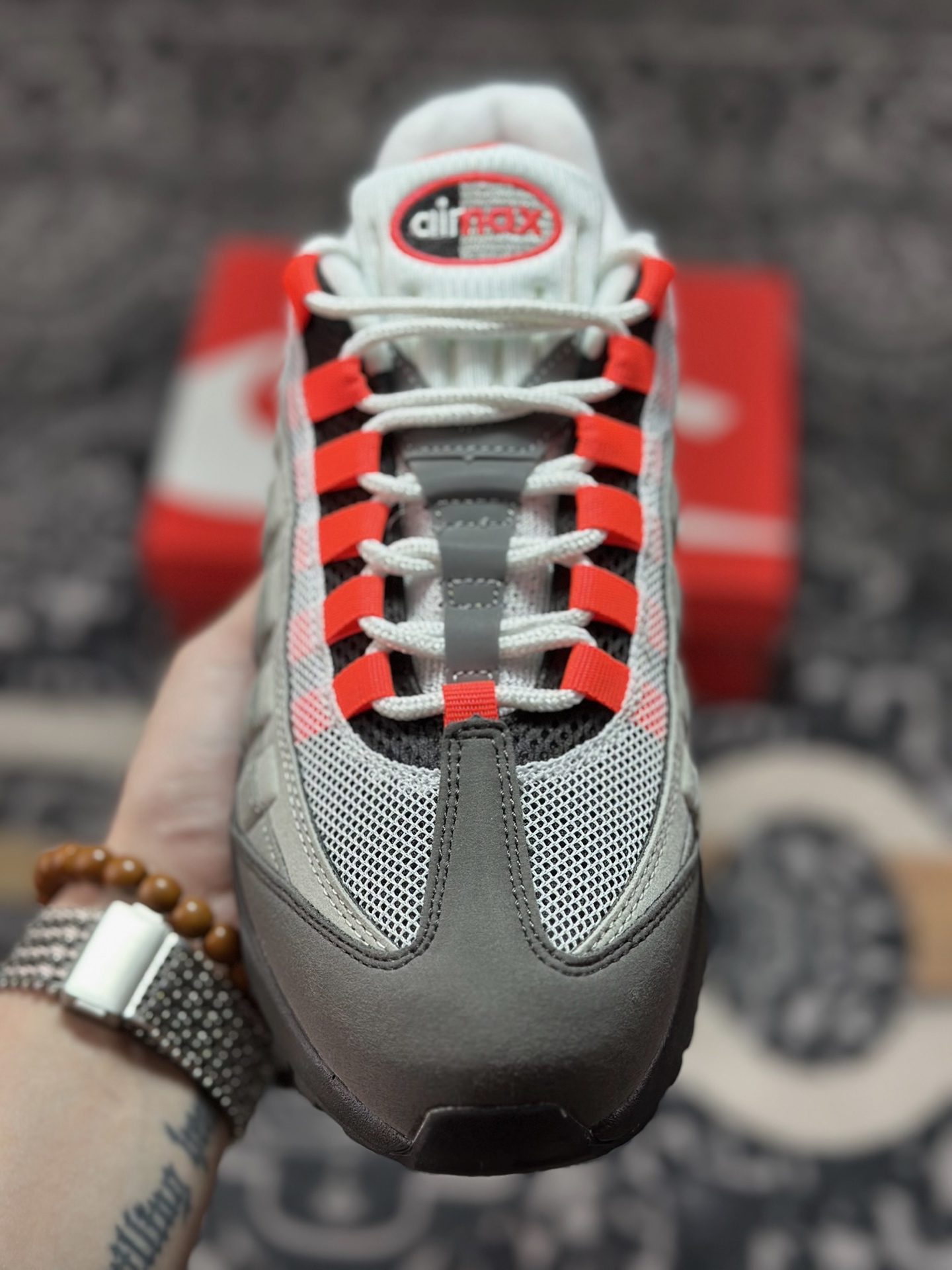 原装级别 NK Air 95 黑灰红 织物气垫轻便低帮跑步鞋 AT2865-100