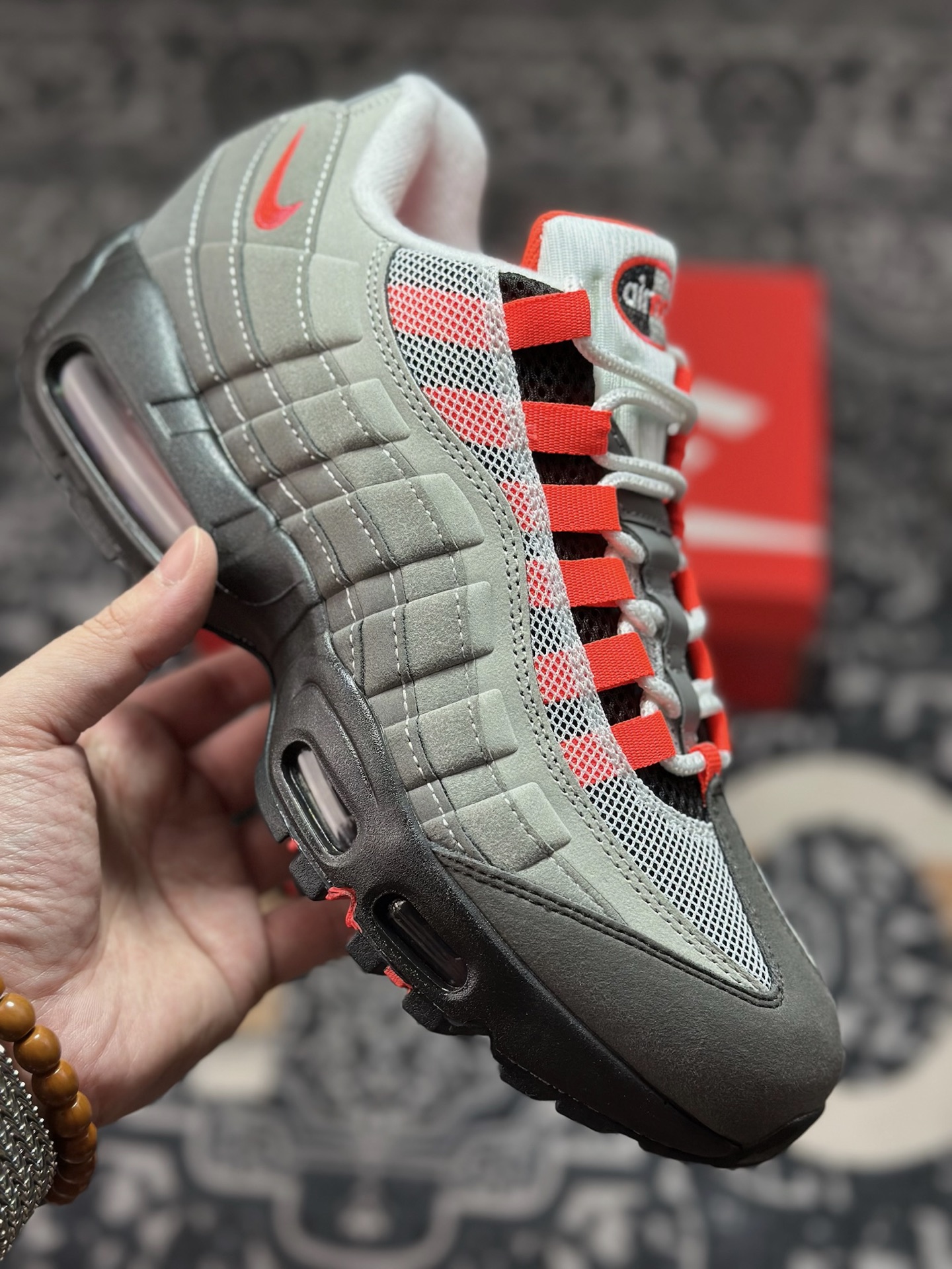 原装级别 NK Air 95 黑灰红 织物气垫轻便低帮跑步鞋 AT2865-100
