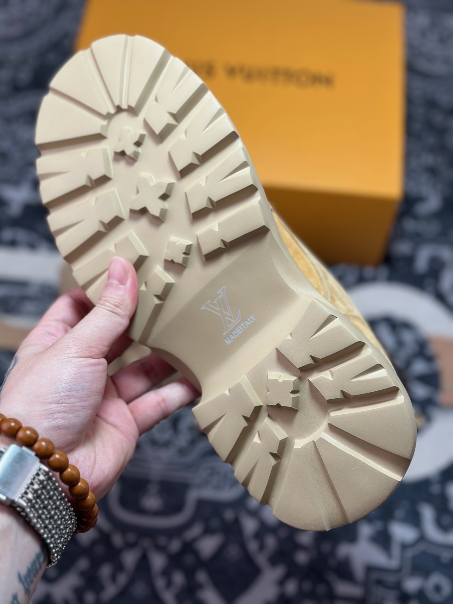 原装级别 LV x Timberland LV联名添柏岚大黄靴