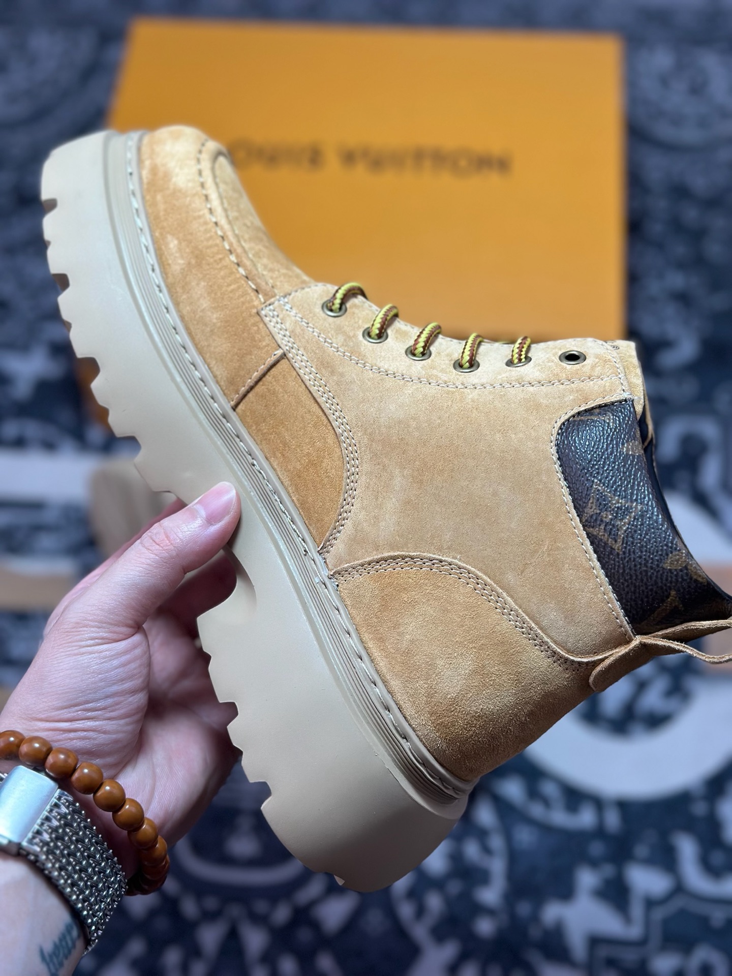 原装级别 LV x Timberland LV联名添柏岚大黄靴