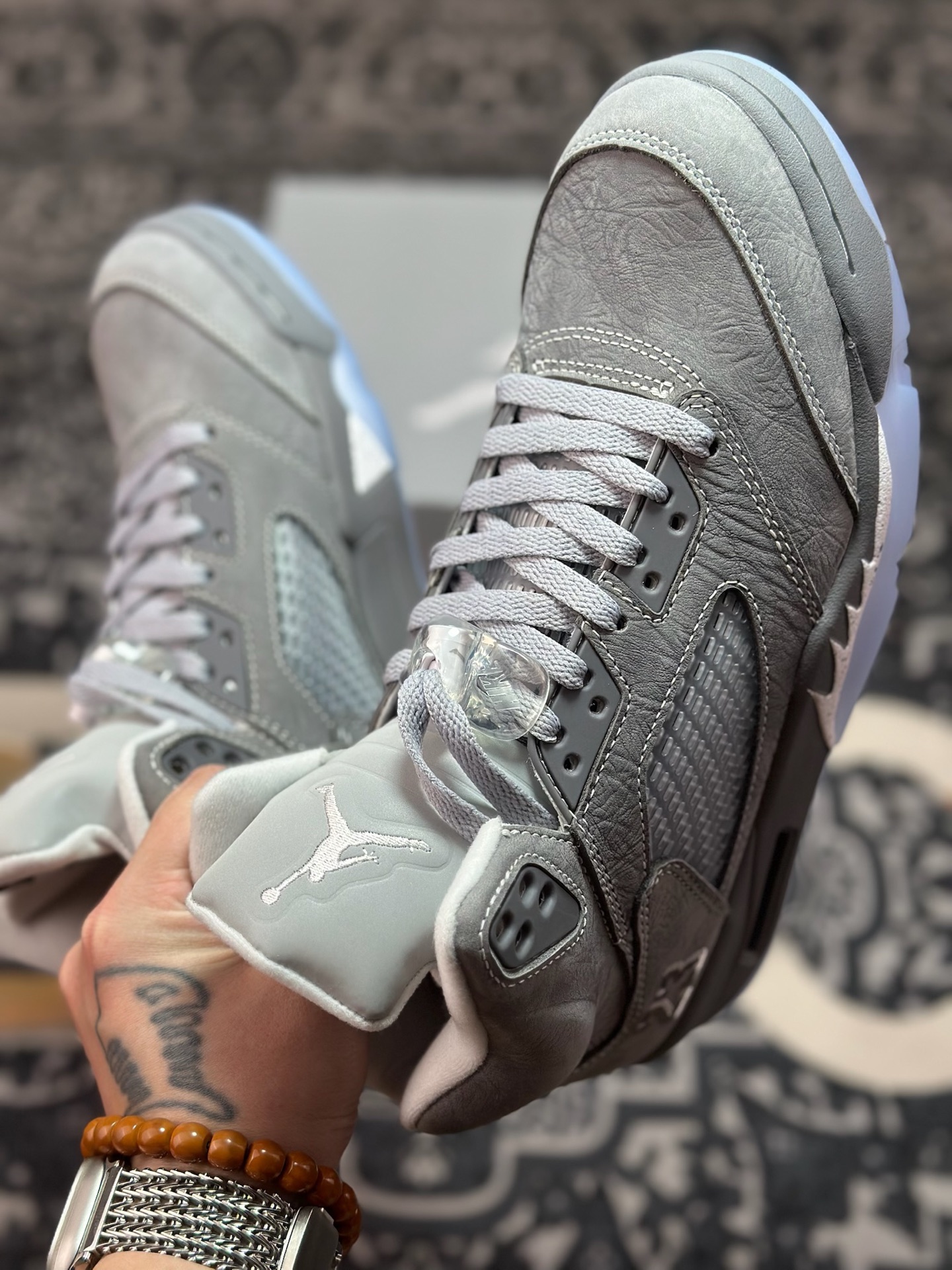 D0450 优选 原装级别 Air Jordan 5 ”Wolf Grey” AJ5 乔5狼灰 DD0587-002-Chinese UA Cheap High Quatity Brand Clothes Bags handbags Sneakers wholesale wholesaler seller from China Factory suppliers Fashion Clothing Shoes best Quality Beautiful Price D0450 优选 原装级别 Air Jordan 5 ”Wolf Grey” AJ5 乔5狼灰 DD0587-002