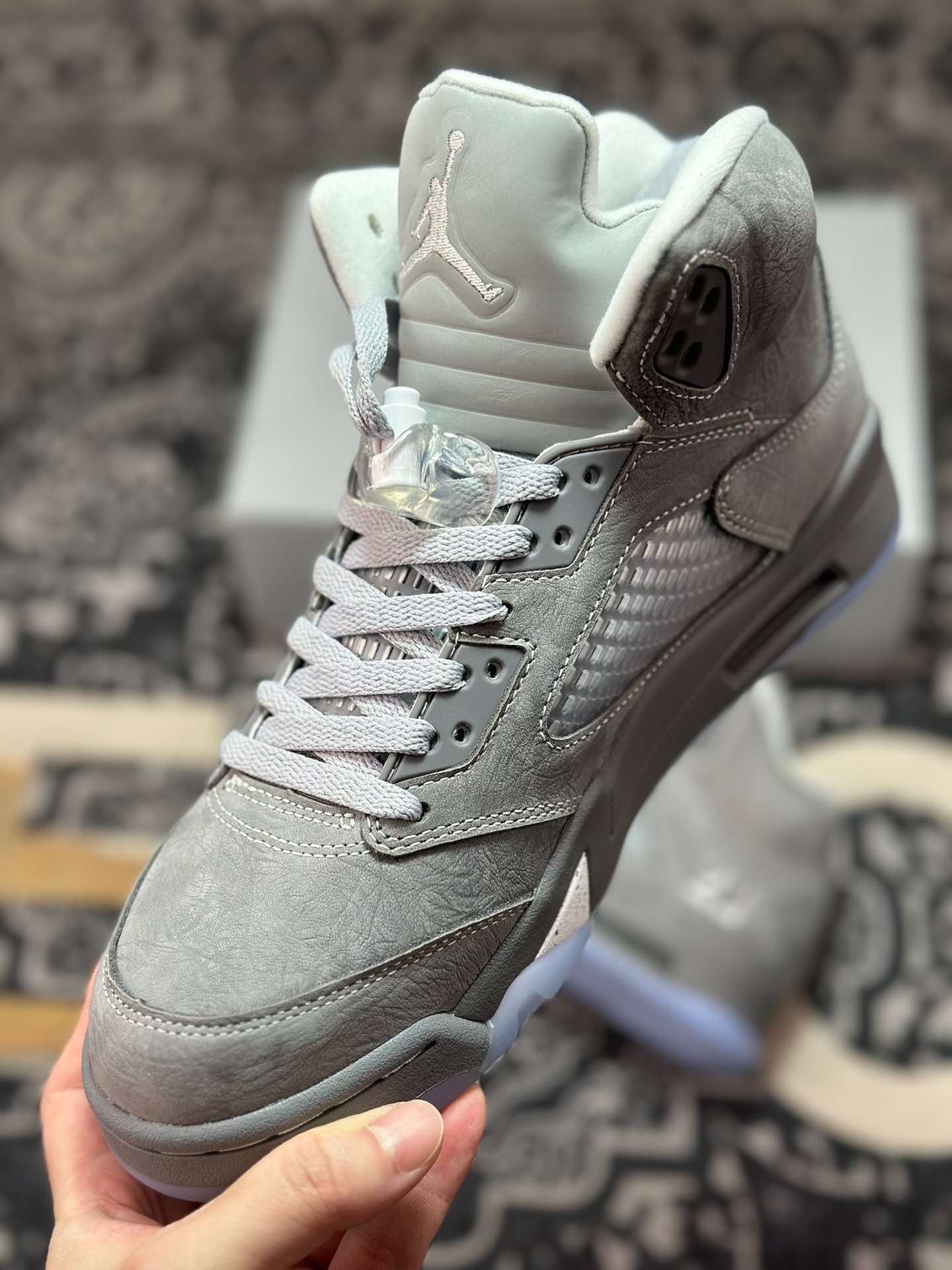 D0450 优选 原装级别 Air Jordan 5 ”Wolf Grey” AJ5 乔5狼灰 DD0587-002-Chinese UA Cheap High Quatity Brand Clothes Bags handbags Sneakers wholesale wholesaler seller from China Factory suppliers Fashion Clothing Shoes best Quality Beautiful Price D0450 优选 原装级别 Air Jordan 5 ”Wolf Grey” AJ5 乔5狼灰 DD0587-002