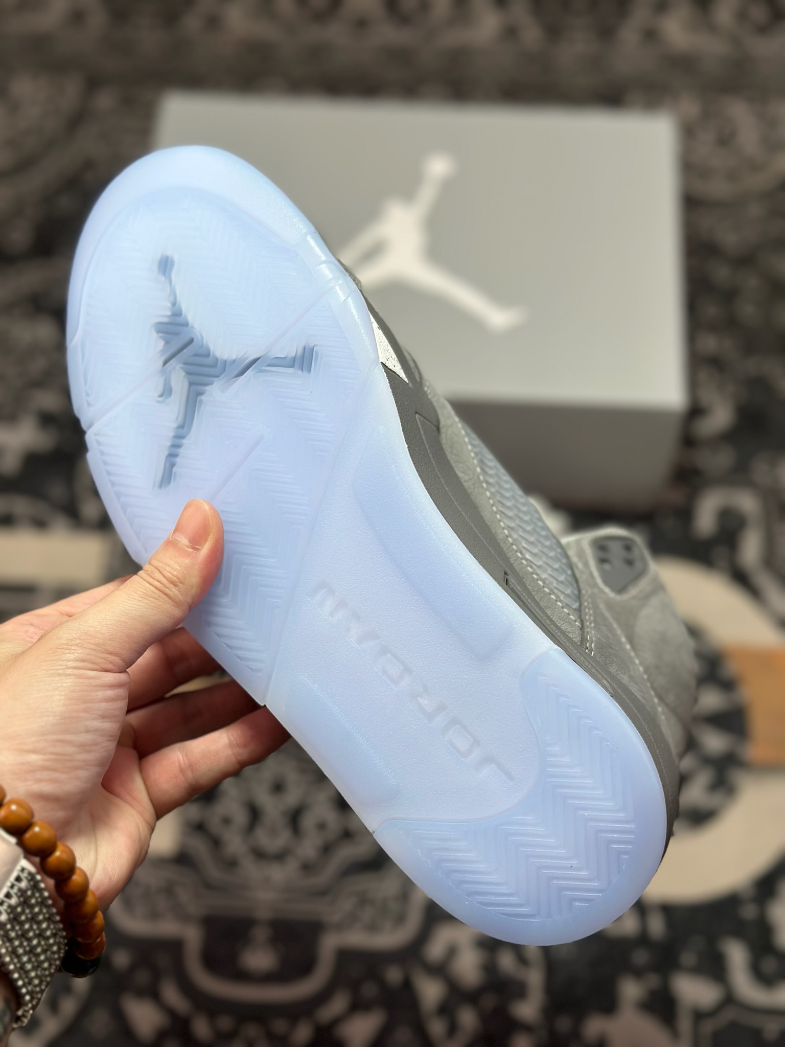 D0450 优选 原装级别 Air Jordan 5 ”Wolf Grey” AJ5 乔5狼灰 DD0587-002-Chinese UA Cheap High Quatity Brand Clothes Bags handbags Sneakers wholesale wholesaler seller from China Factory suppliers Fashion Clothing Shoes best Quality Beautiful Price D0450 优选 原装级别 Air Jordan 5 ”Wolf Grey” AJ5 乔5狼灰 DD0587-002