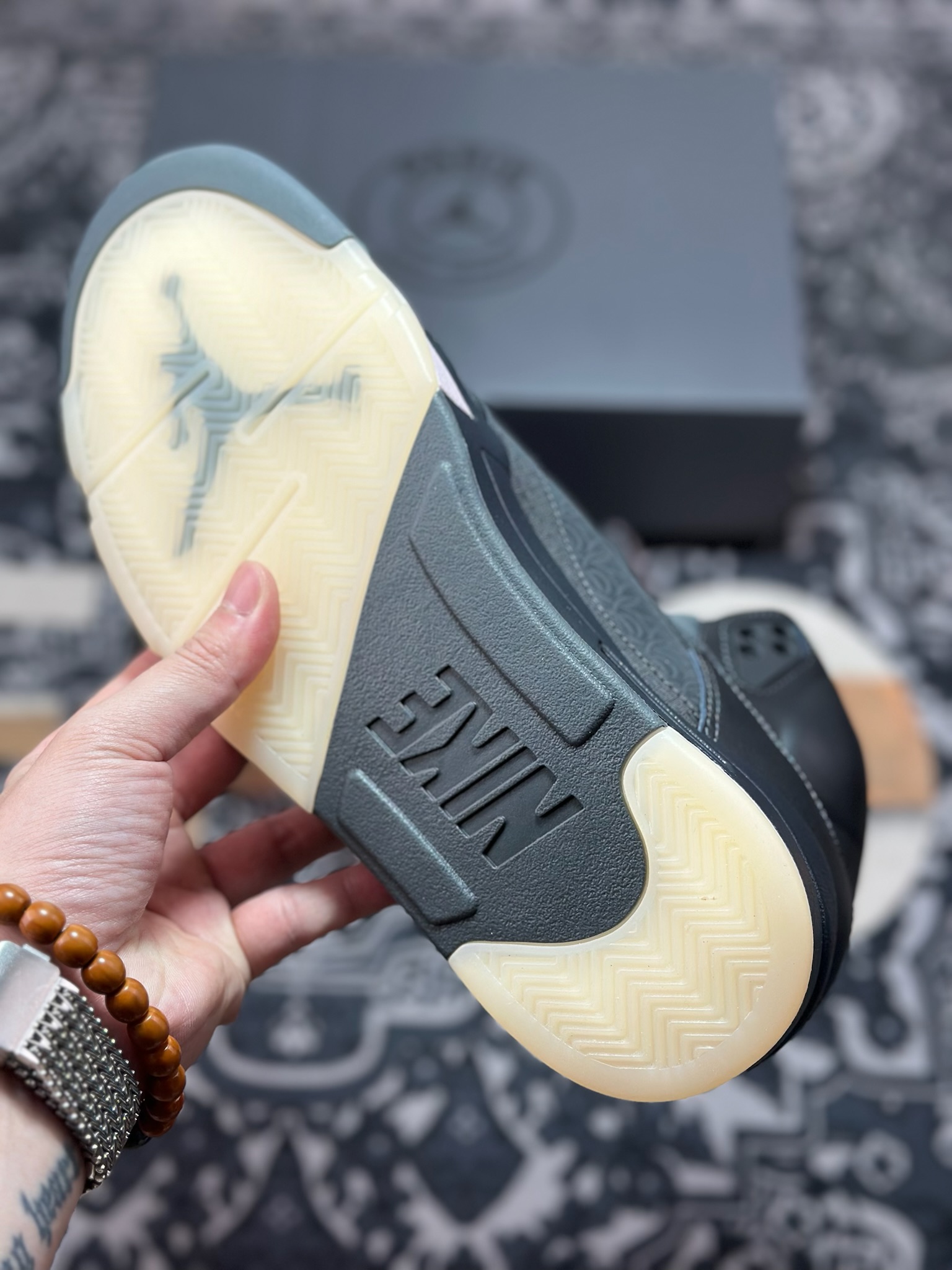 D0460 优选 原装级别 PSG x Air Jordan 5 Retro ”Off Noir” AJ5 乔5联名款 巴黎圣日耳曼