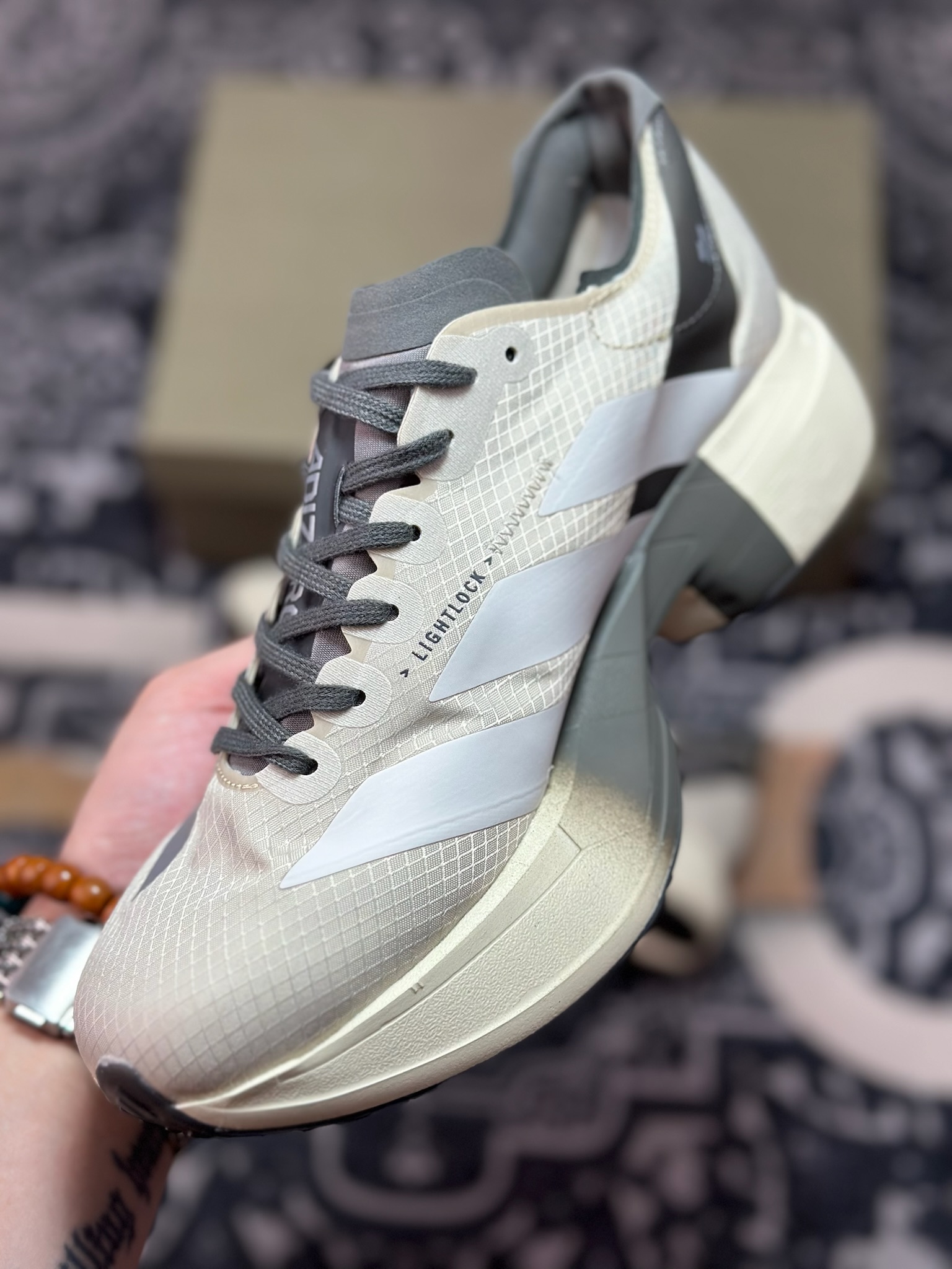 A8220 阿迪达斯Adidas Y-3 Adizero Adios Pro Evo 4”Alumina Cinder”零度透气竞速休闲运动慢跑鞋“l联名米白军绿” JS3154