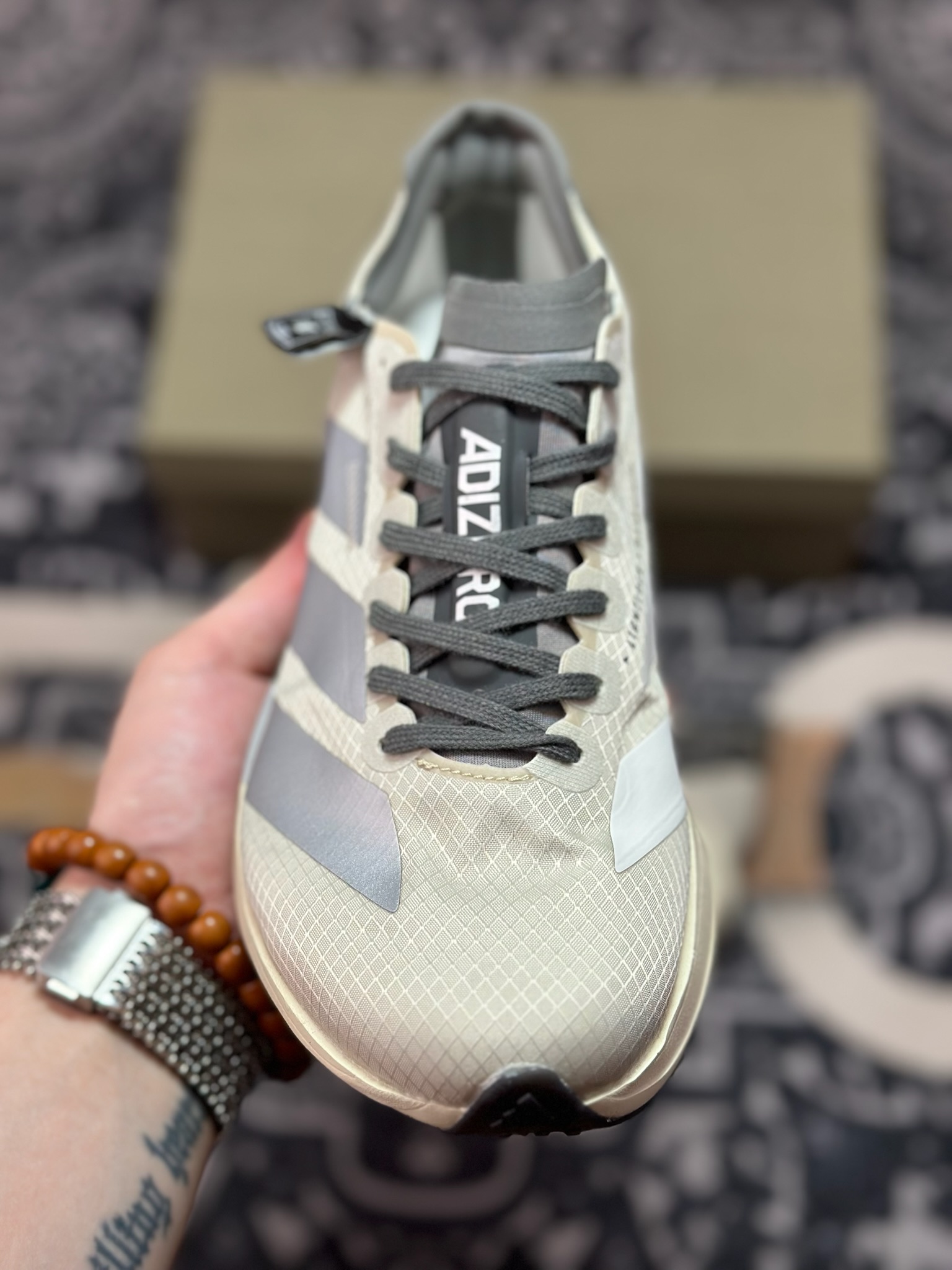 A8220 阿迪达斯Adidas Y-3 Adizero Adios Pro Evo 4”Alumina Cinder”零度透气竞速休闲运动慢跑鞋“l联名米白军绿” JS3154