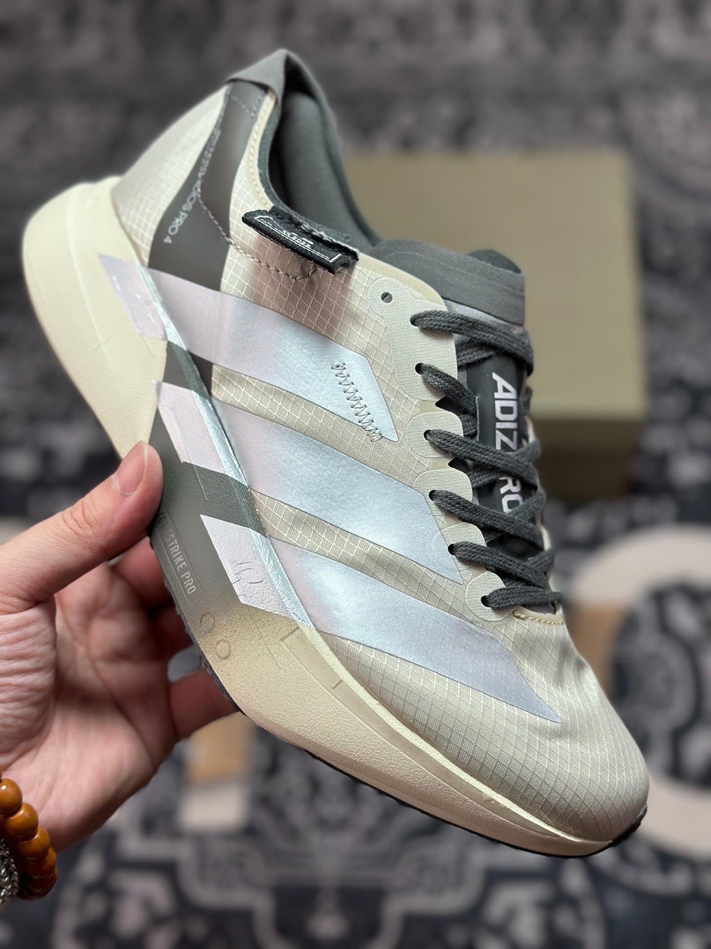 A8220 阿迪达斯Adidas Y-3 Adizero Adios Pro Evo 4”Alumina Cinder”零度透气竞速休闲运动慢跑鞋“l联名米白军绿” JS3154