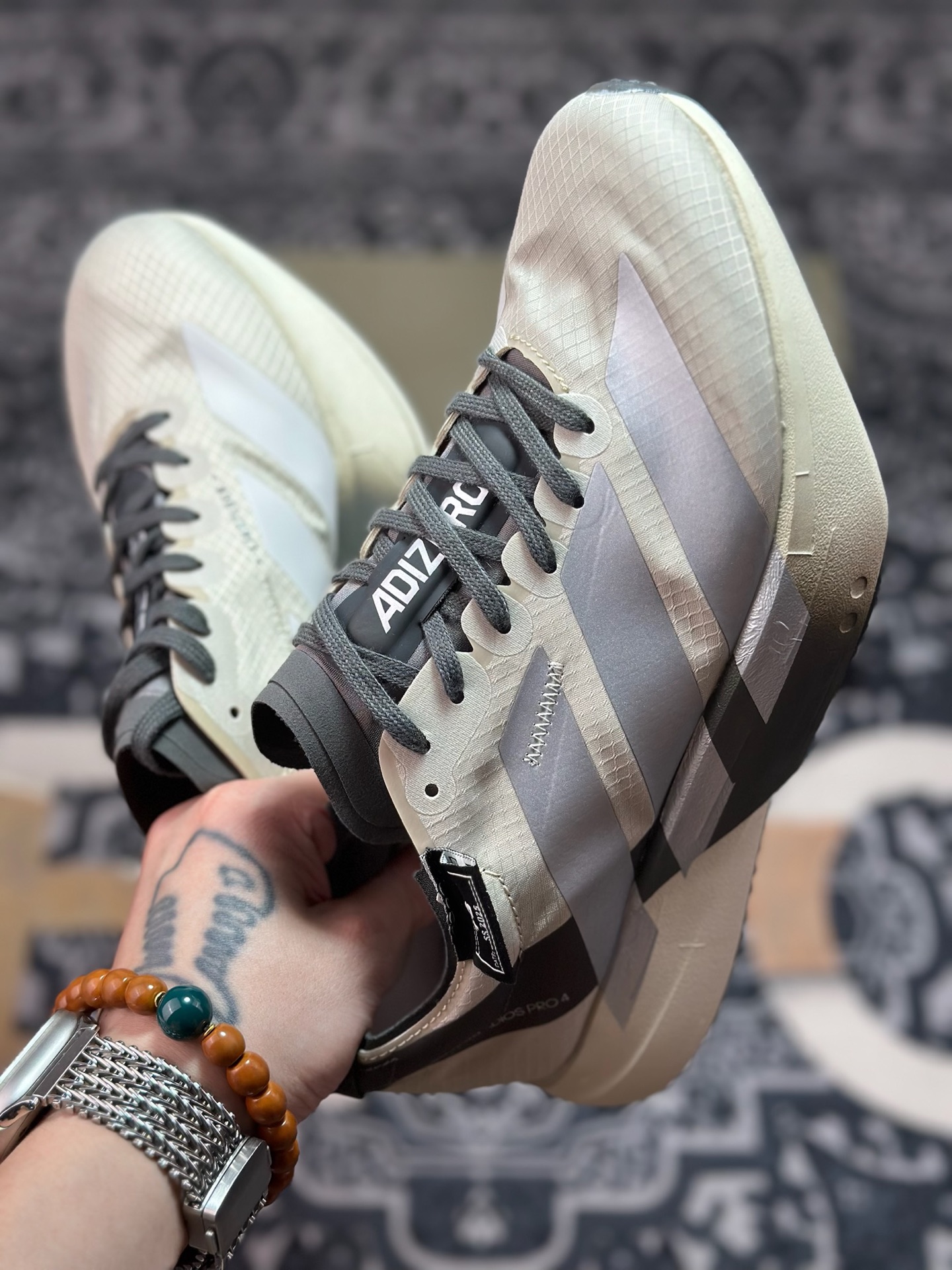 A8220 阿迪达斯Adidas Y-3 Adizero Adios Pro Evo 4”Alumina Cinder”零度透气竞速休闲运动慢跑鞋“l联名米白军绿” JS3154