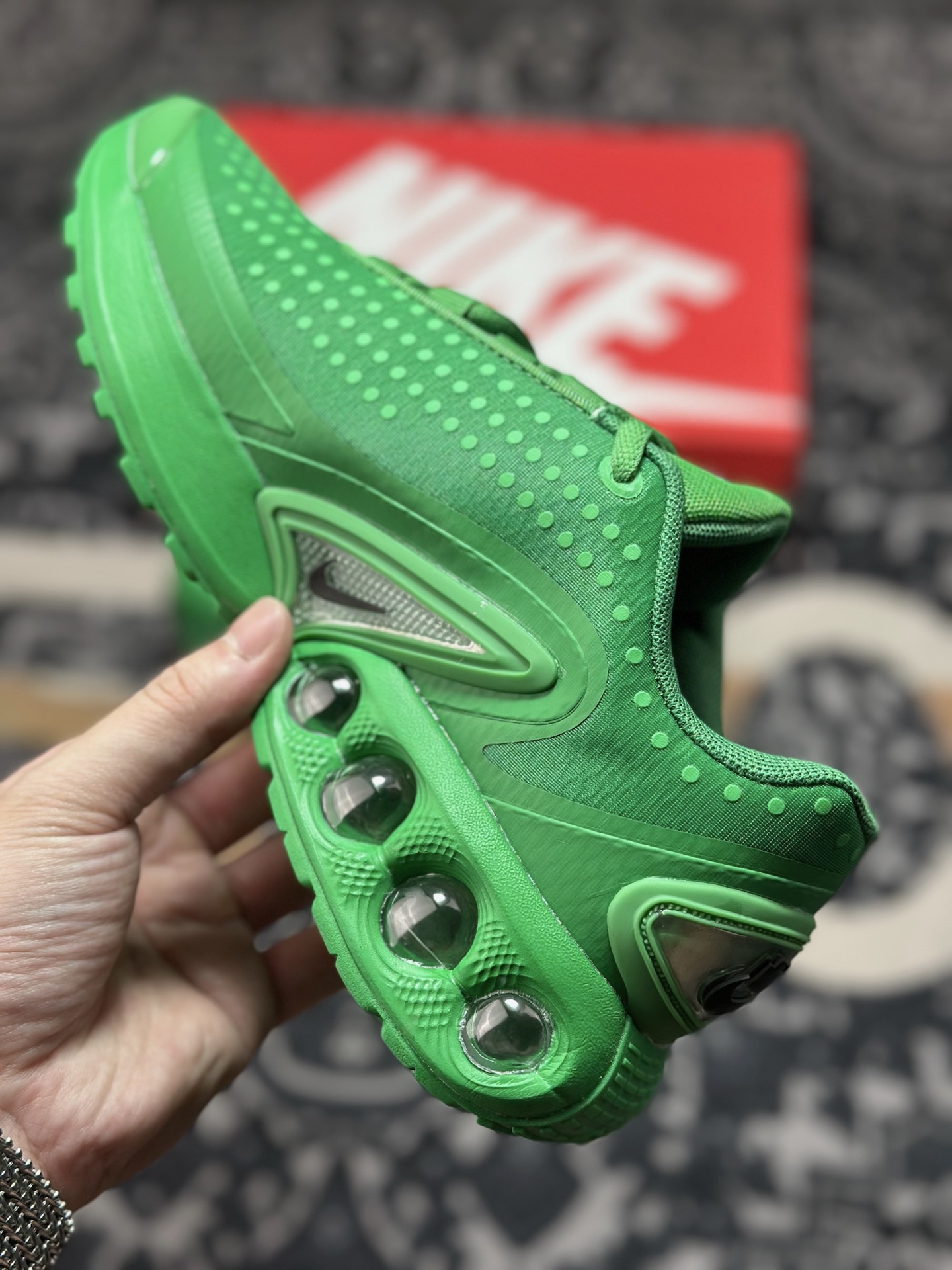 原装级别 NK Air Dn 气垫跑鞋 IH7671-701