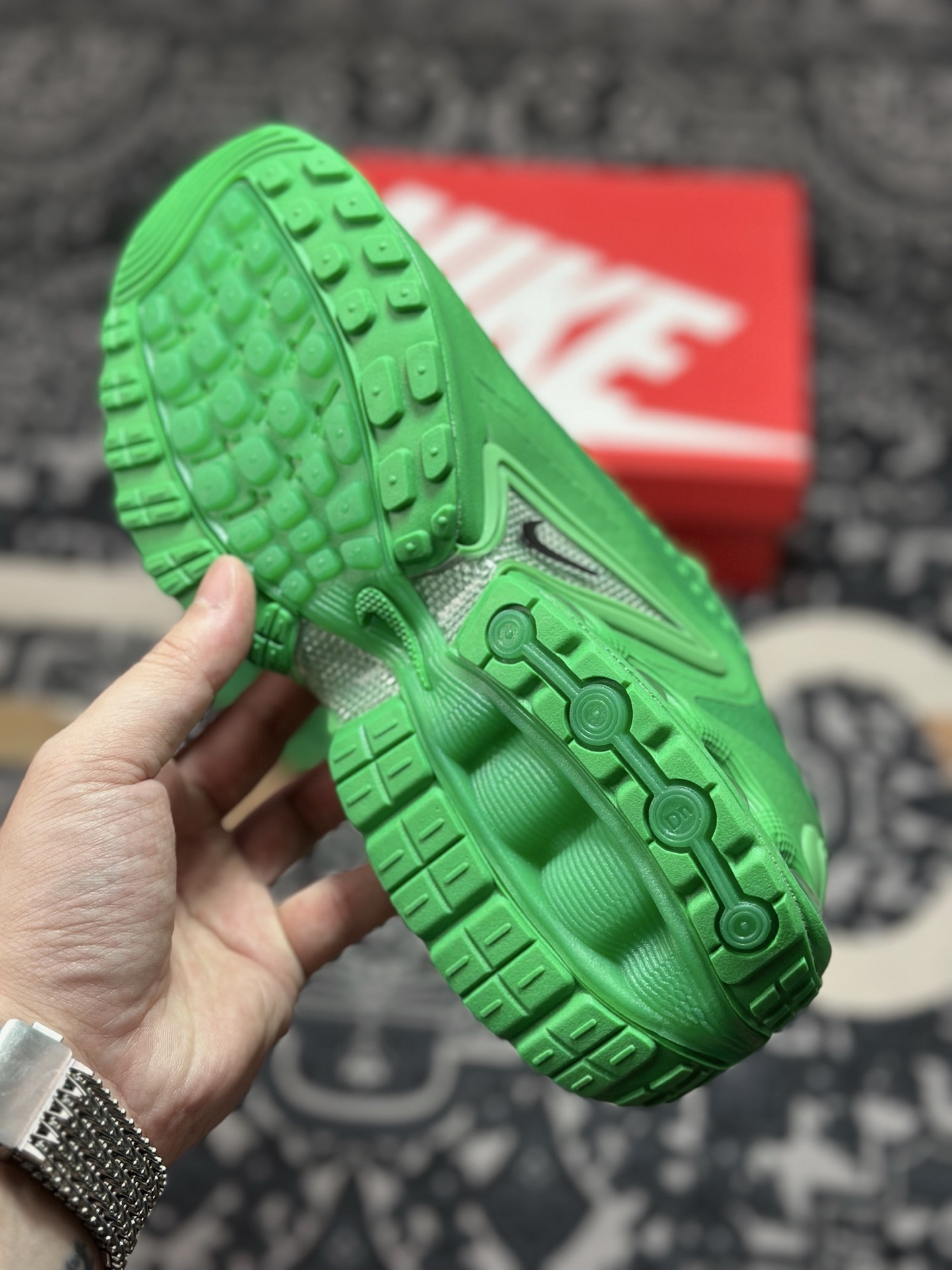 原装级别 NK Air Dn 气垫跑鞋 IH7671-701