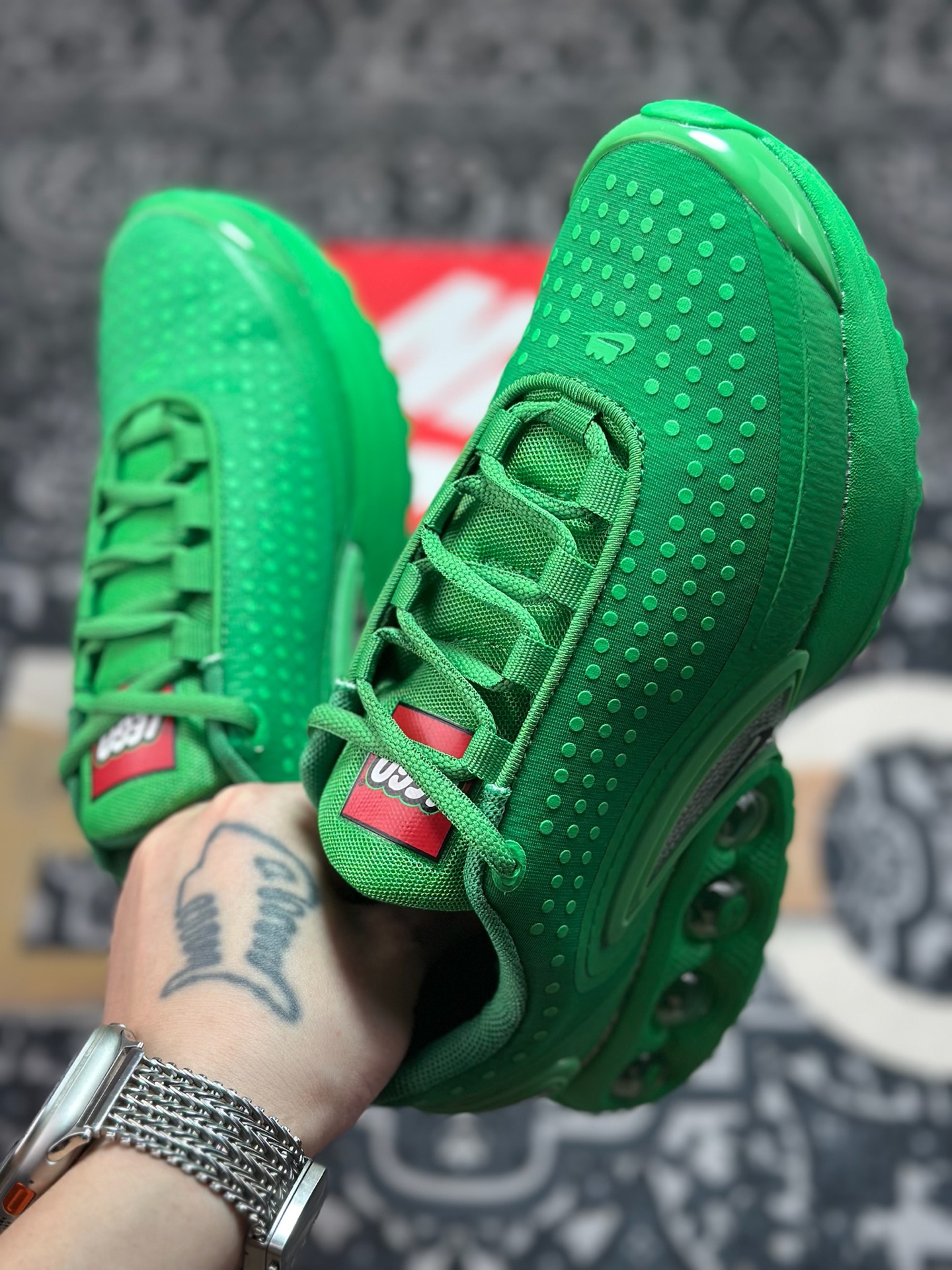 原装级别 NK Air Dn 气垫跑鞋 IH7671-701