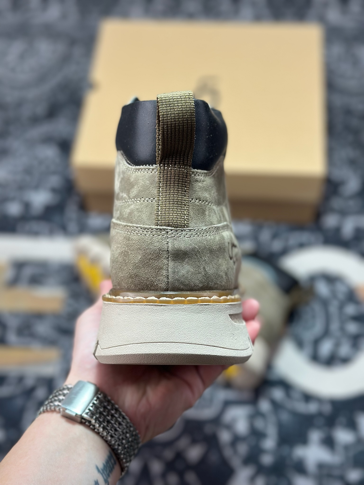 B5280 UGG Tasman Weather Hybrid 塔斯曼混合系列中帮轻量休闲马丁靴