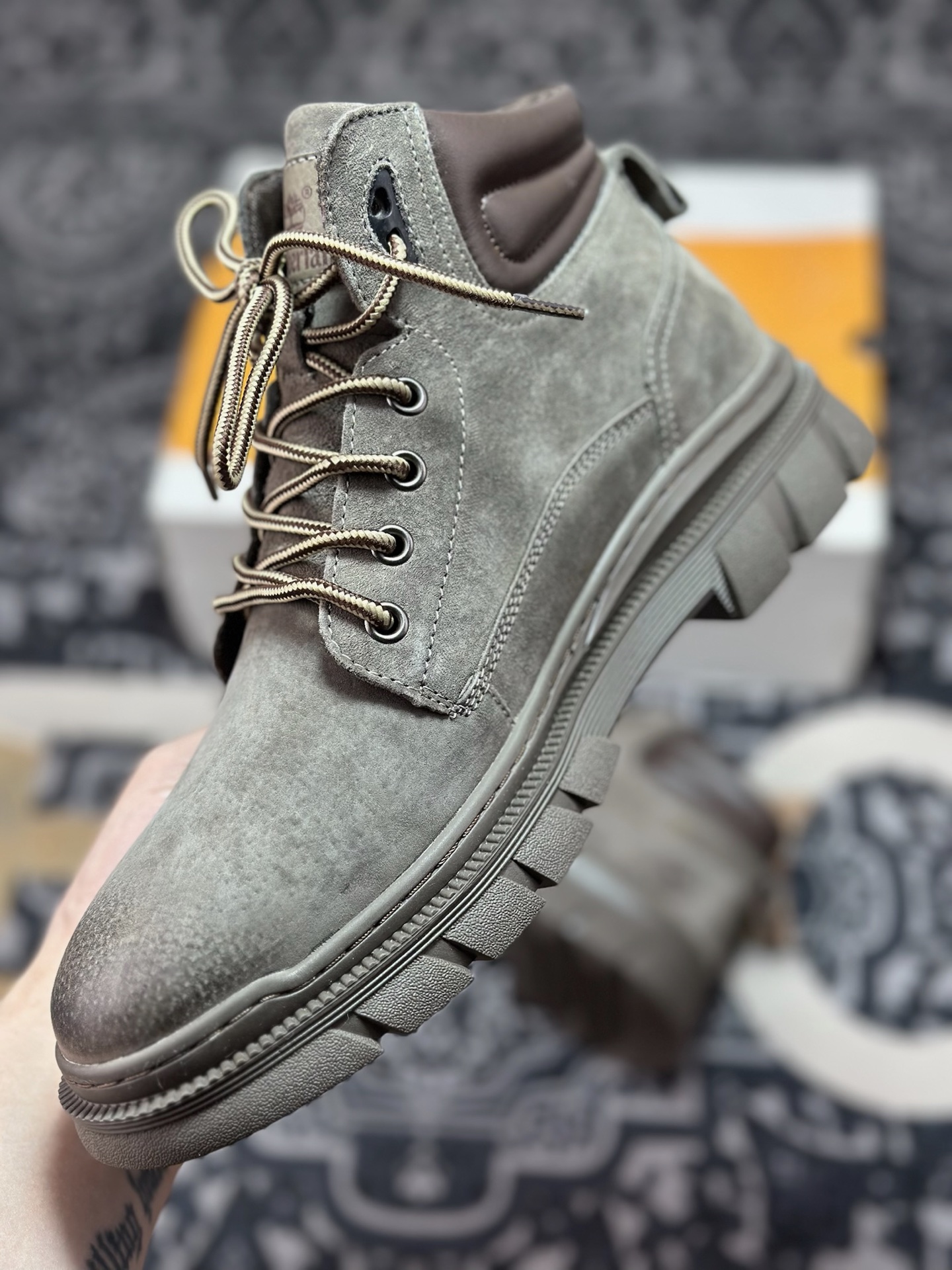 B4280 原装级别 新货#Timberland添柏岚/天伯伦户外中帮休闲大黄靴