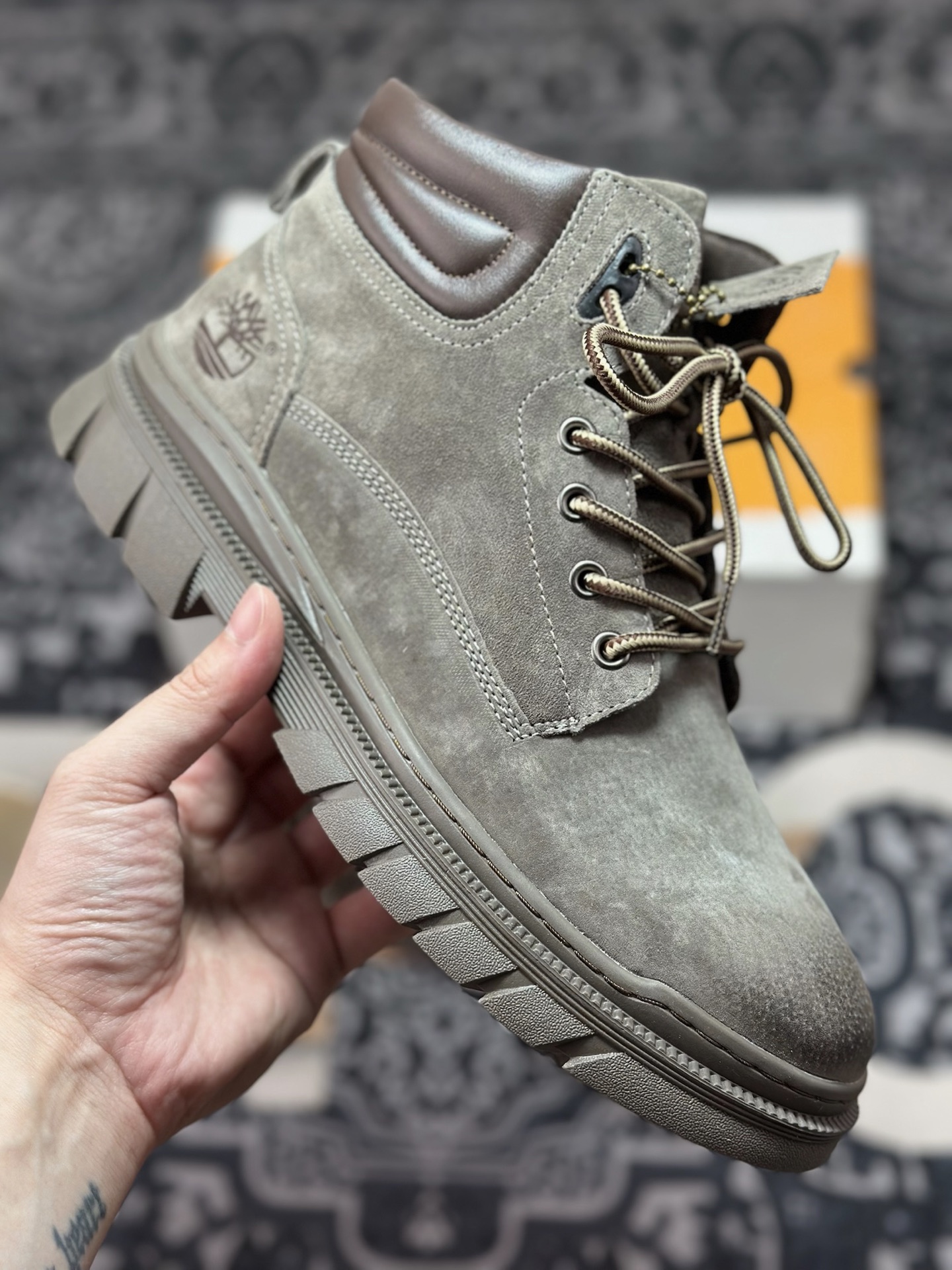 B4280 原装级别 新货#Timberland添柏岚/天伯伦户外中帮休闲大黄靴