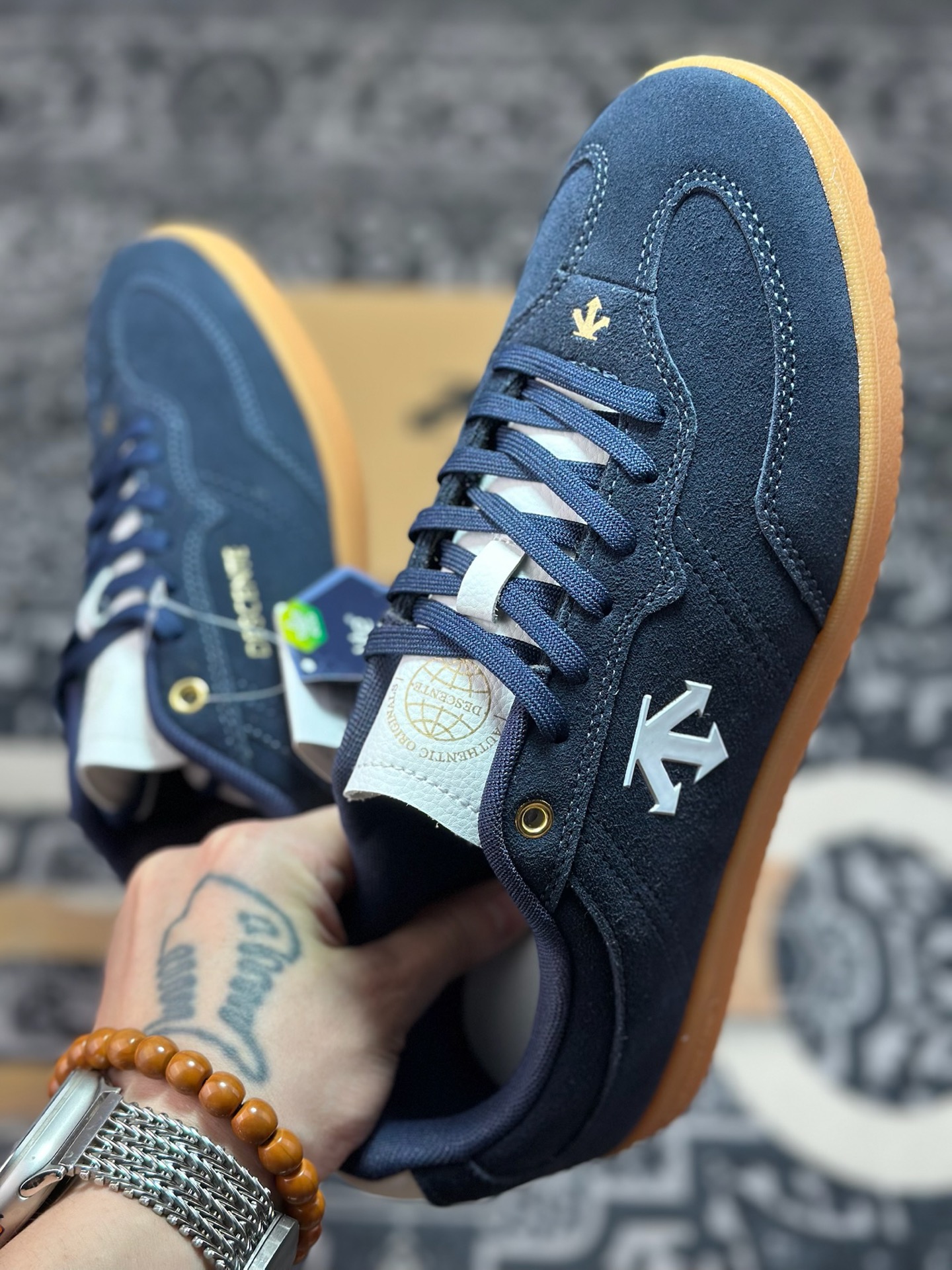 A8200 原装级别 迪桑特Descente edge coat Clash 复古拼接生活休闲德训鞋