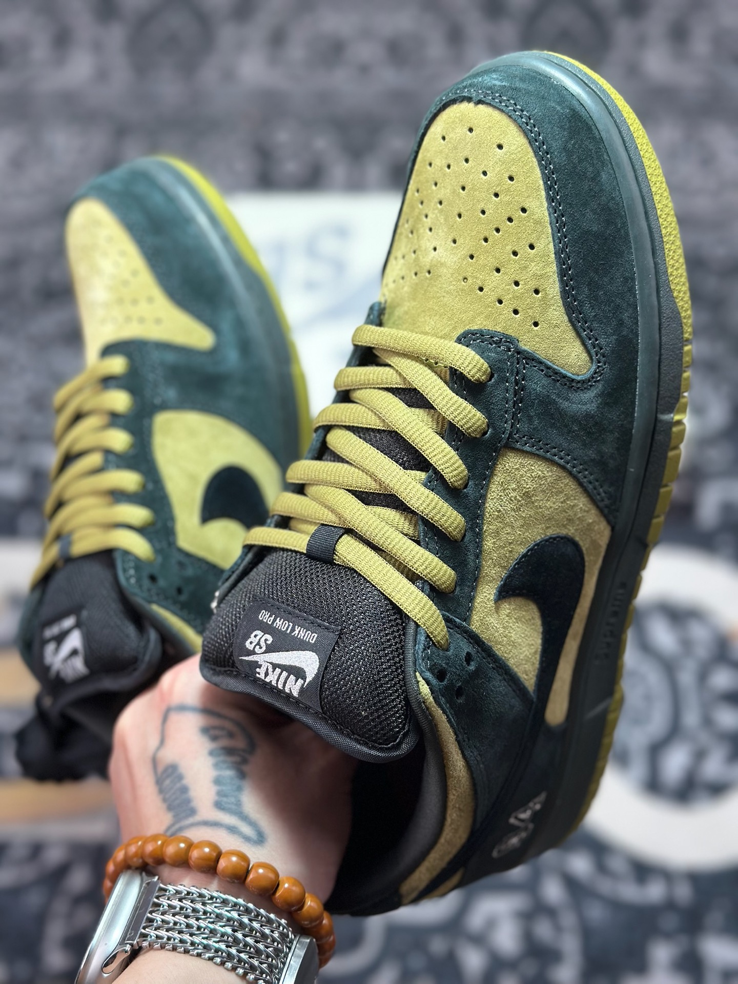 B9340 优选 原装级别 S2纯原Nike Dunk SB DUNK LOW PRO QS x Supreme 亚洲限定 黑黄 HQ8487-300