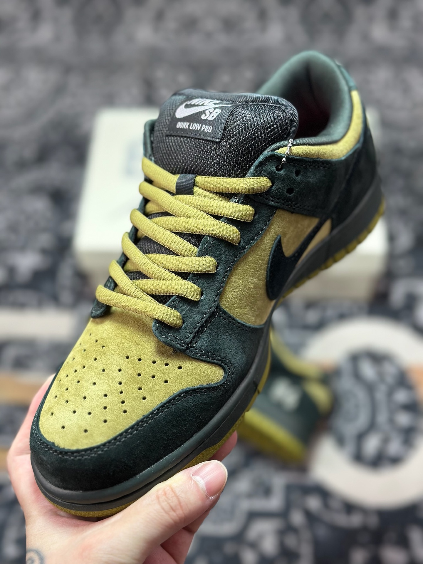 B9340 优选 原装级别 S2纯原Nike Dunk SB DUNK LOW PRO QS x Supreme 亚洲限定 黑黄 HQ8487-300