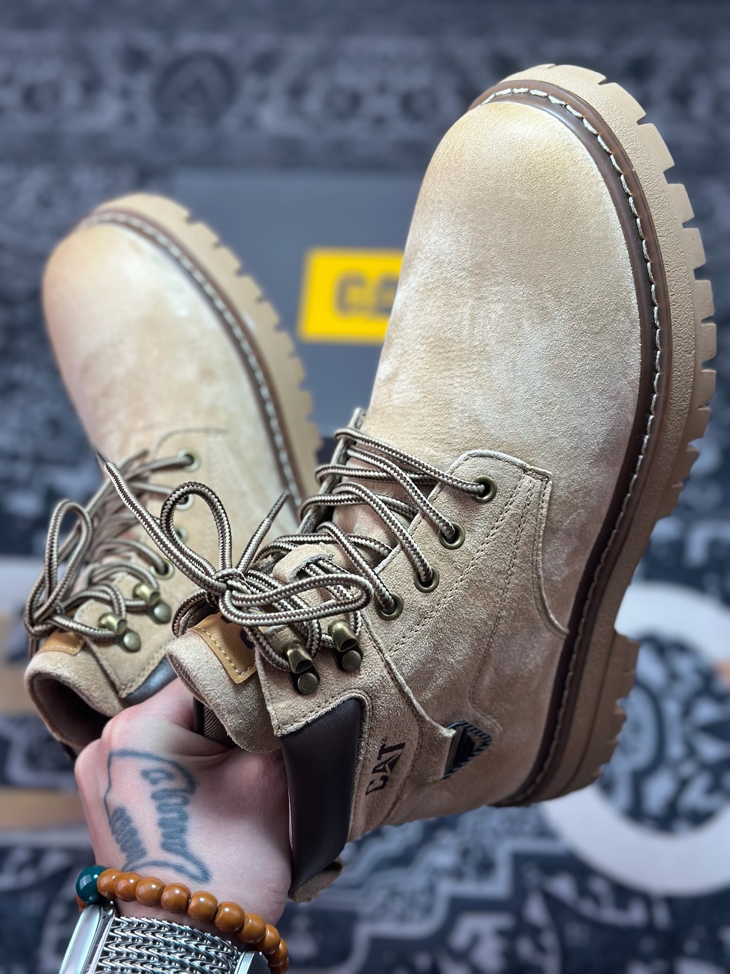 B5280 原装级别 新货#CAT卡特 硬汉推土机品牌经典百搭户外休闲大黄靴系列