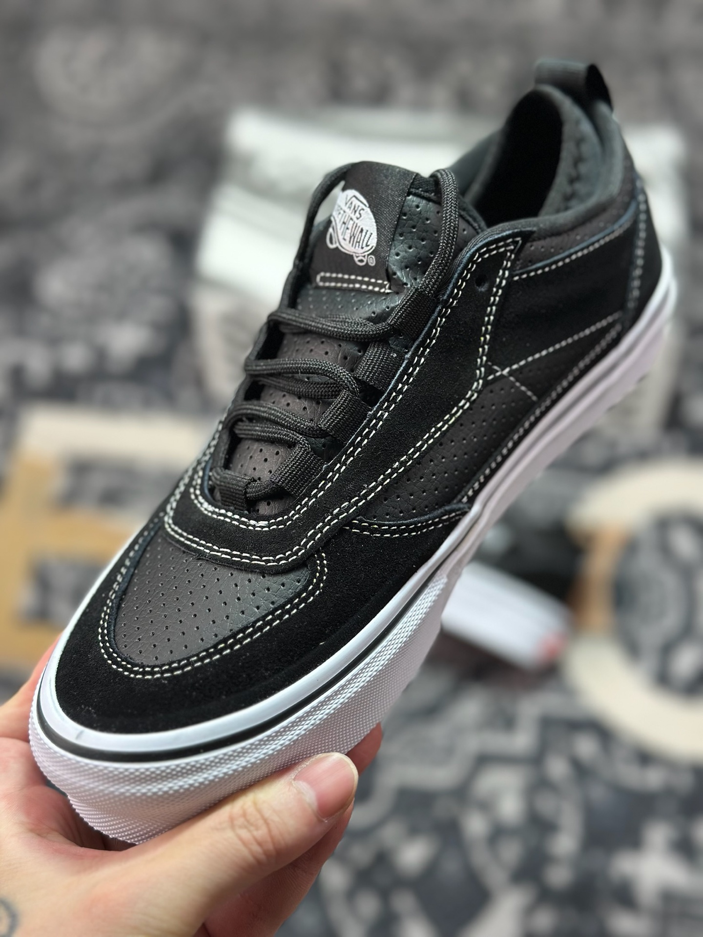 A6180 真标 PALACE x Vans Half Cab 黑白 舒适百搭轻便滑板鞋 VN0007QXBA21