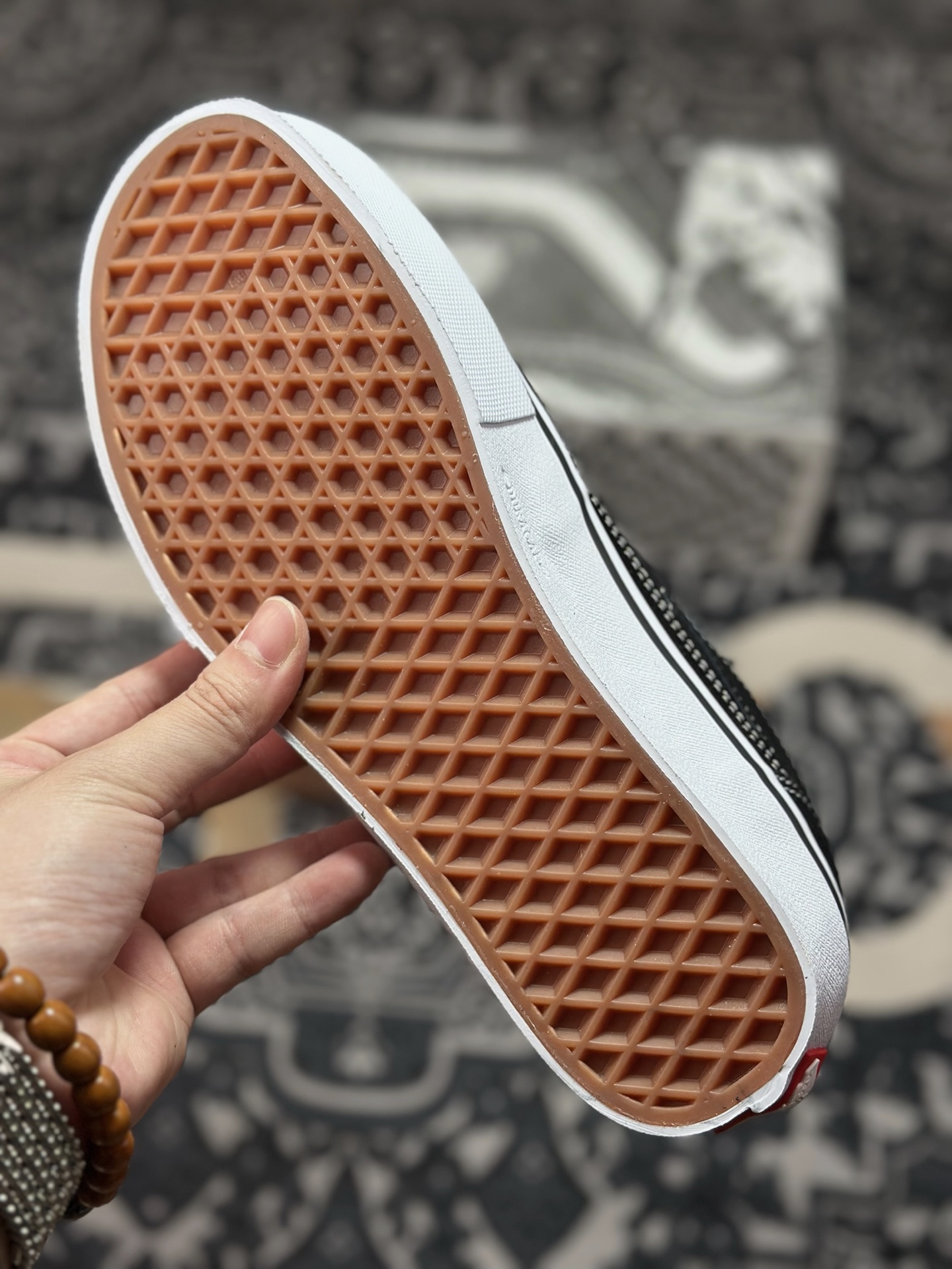 A6180 真标 PALACE x Vans Half Cab 黑白 舒适百搭轻便滑板鞋 VN0007QXBA21