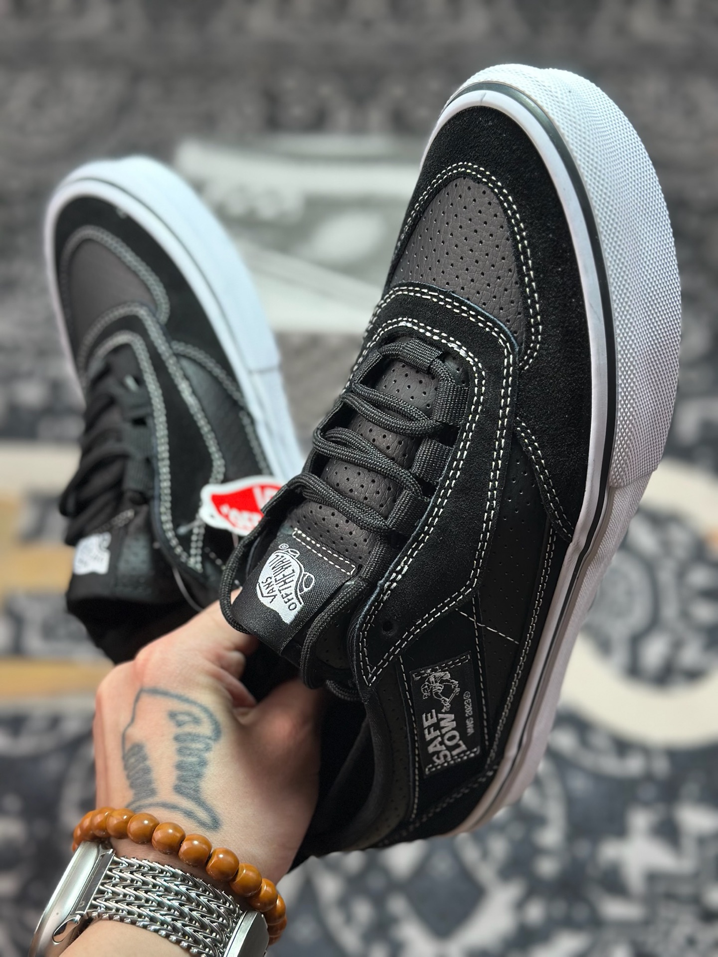 A6180 真标 PALACE x Vans Half Cab 黑白 舒适百搭轻便滑板鞋 VN0007QXBA21