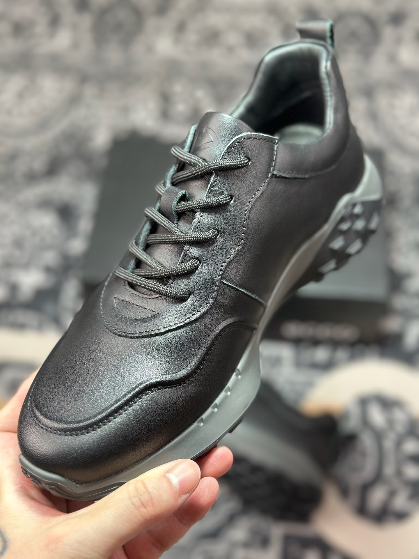 原装级别 ECCO爱步休闲运动鞋男 纯色拼接防滑耐磨运动鞋-莆田鞋,莆田鞋货源,高仿鞋,高仿鞋货源,安福档口,莆田高仿鞋,莆田鞋批发,高仿鞋批发,莆田高仿运动鞋,高仿运动鞋,莆田运动鞋 原装级别 ECCO爱步休闲运动鞋男 纯色拼接防滑耐磨运动鞋