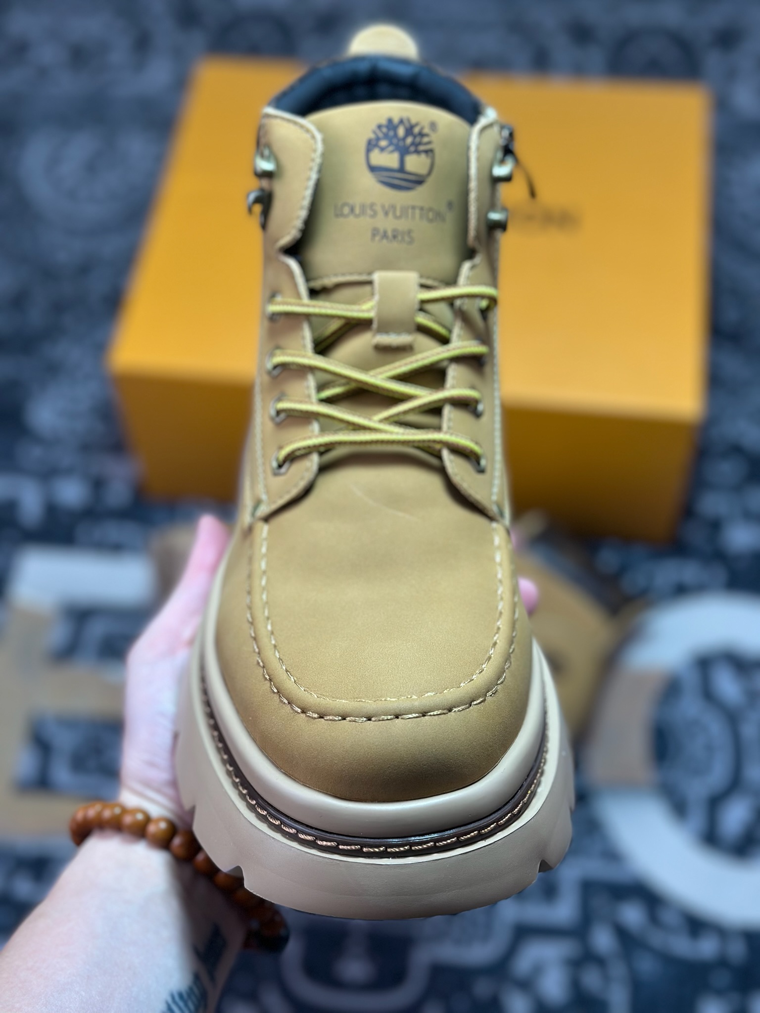 原装级别 Lv x Timberland Lv联名添柏岚大黄靴-莆田鞋,莆田鞋货源,高仿鞋,高仿鞋货源,安福档口,莆田高仿鞋,莆田鞋批发,高仿鞋批发,莆田高仿运动鞋,高仿运动鞋,莆田运动鞋 原装级别 Lv x Timberland Lv联名添柏岚大黄靴