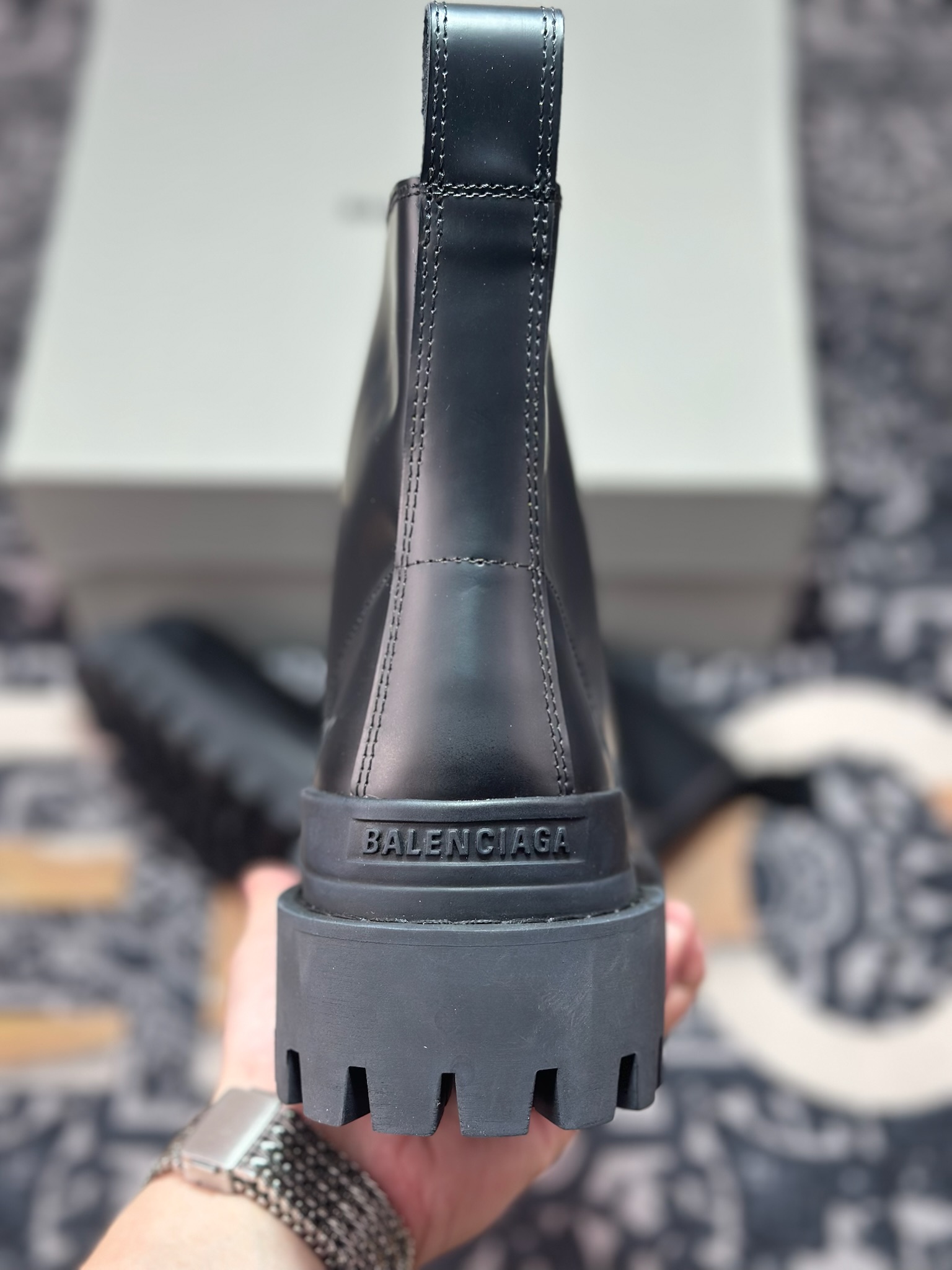 高奢支线 天花板级别 市售目前最顶级版本 油亮牛皮马丁靴 高奢支线 天花板级别 市售目前最顶级版本 油亮牛皮马丁靴