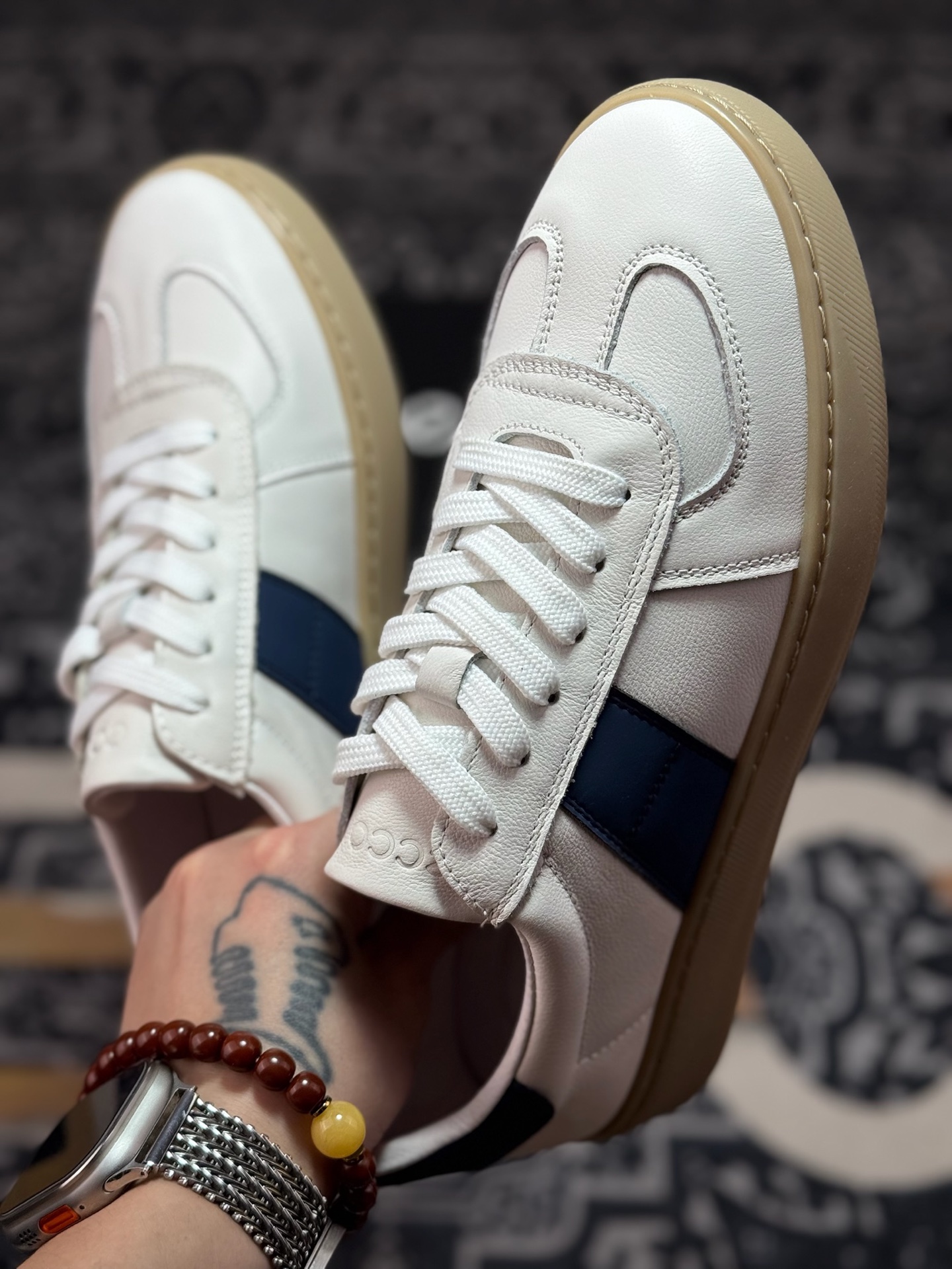 原装级别 ECCO爱步休闲鞋秋 25年新款时尚德训鞋 经典百搭板鞋