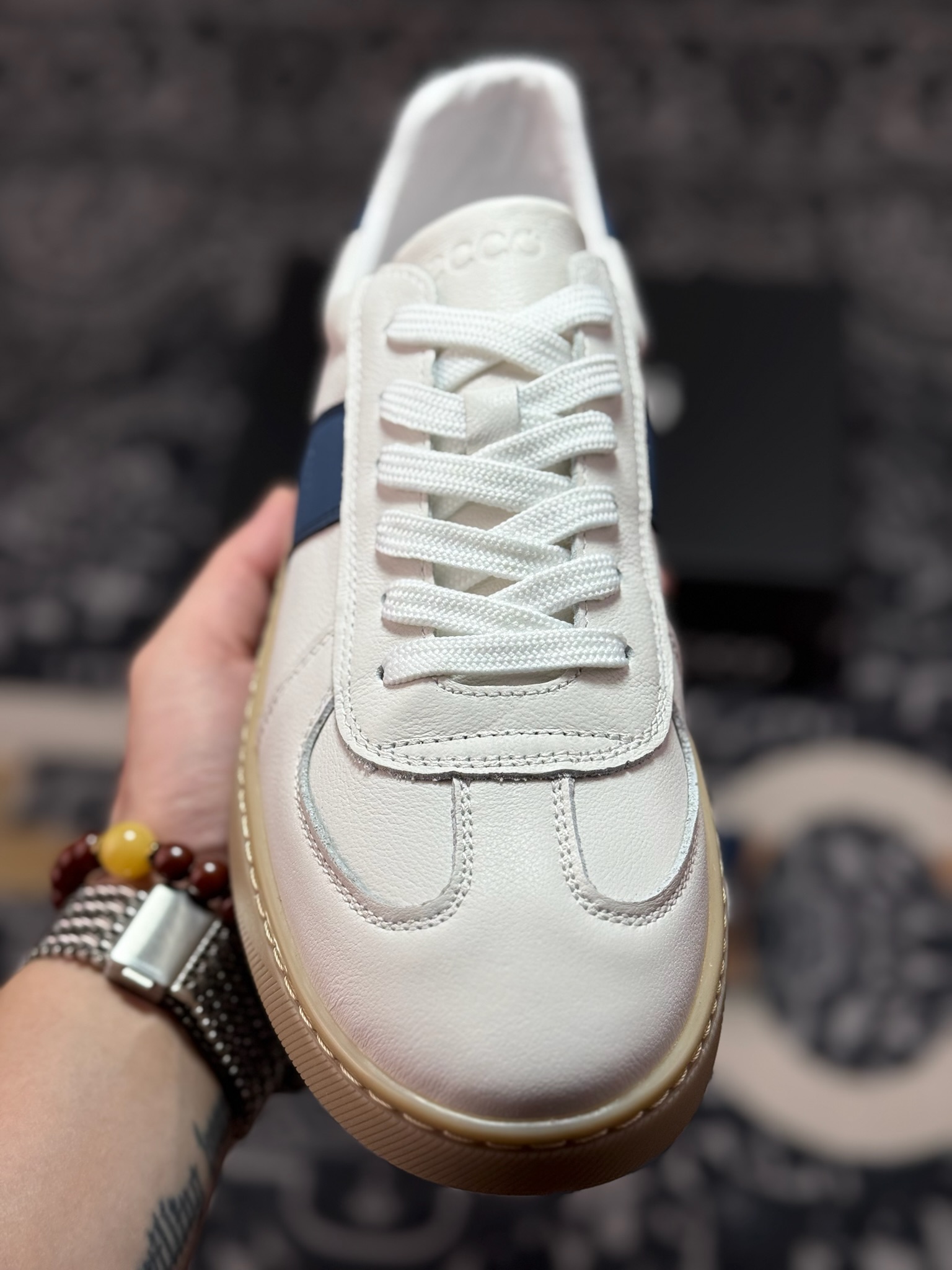 原装级别 ECCO爱步休闲鞋秋 25年新款时尚德训鞋 经典百搭板鞋