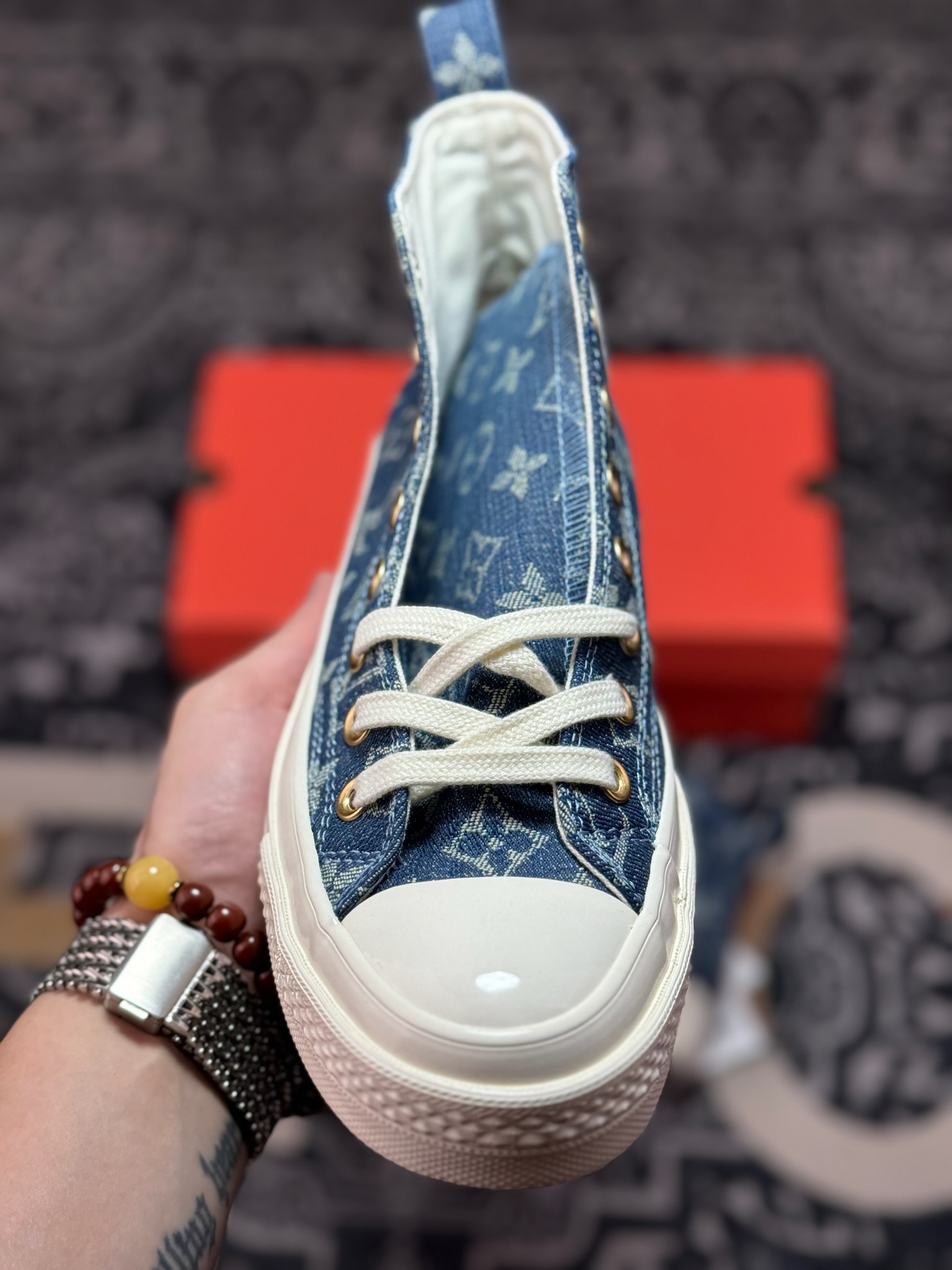 真标 Converse X LV 驴牌 定制联名 以1970s为蓝本 搭配经典丹宁蓝色牛仔元素拼接