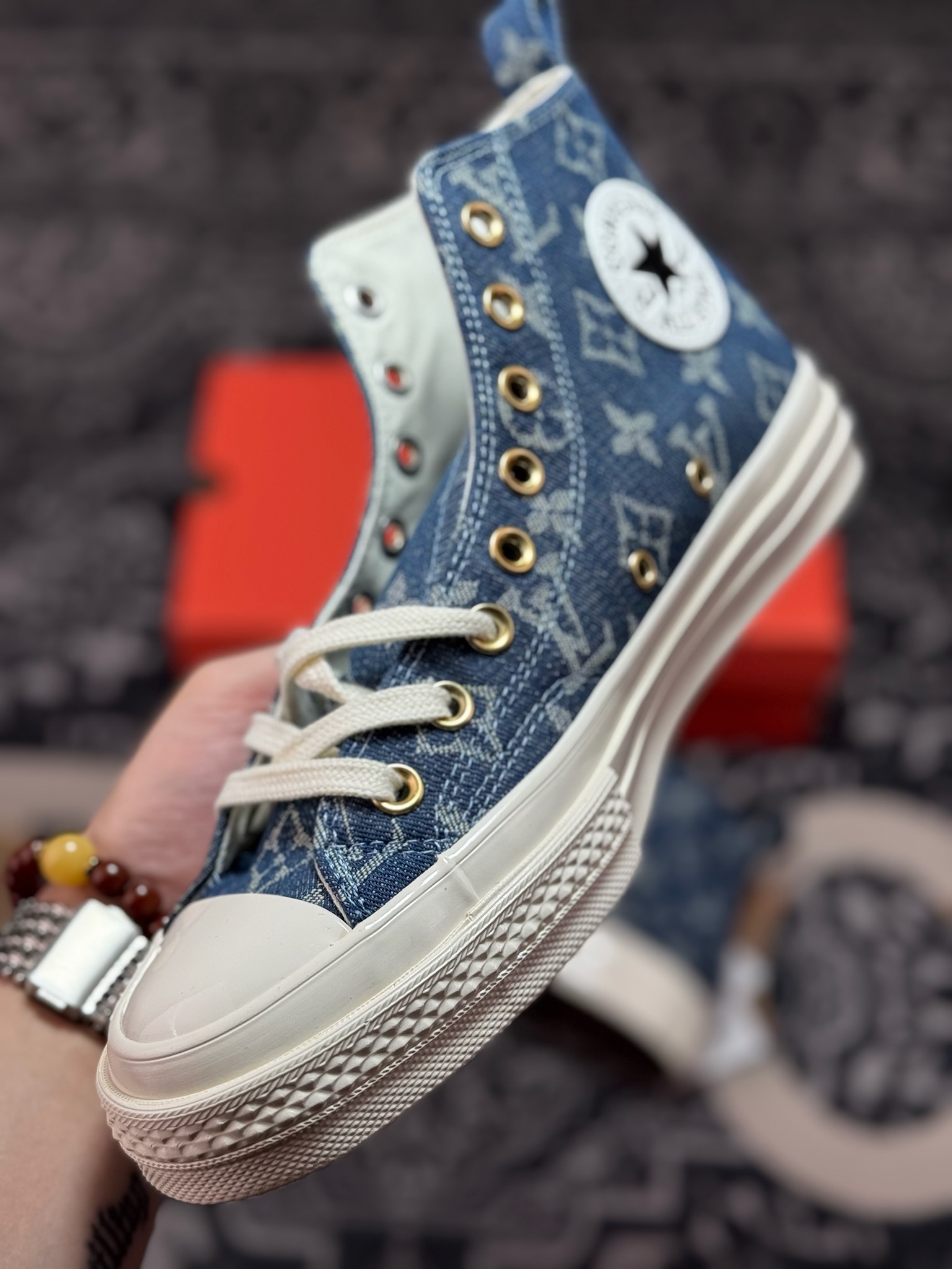 真标 Converse X LV 驴牌 定制联名 以1970s为蓝本 搭配经典丹宁蓝色牛仔元素拼接