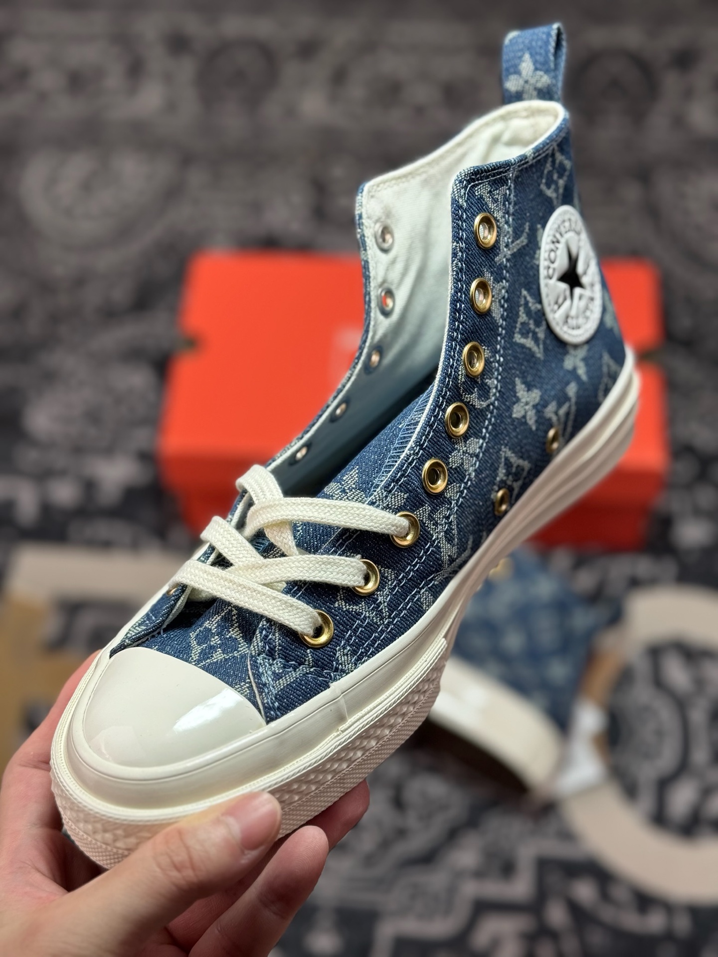 真标 Converse X LV 驴牌 定制联名 以1970s为蓝本 搭配经典丹宁蓝色牛仔元素拼接