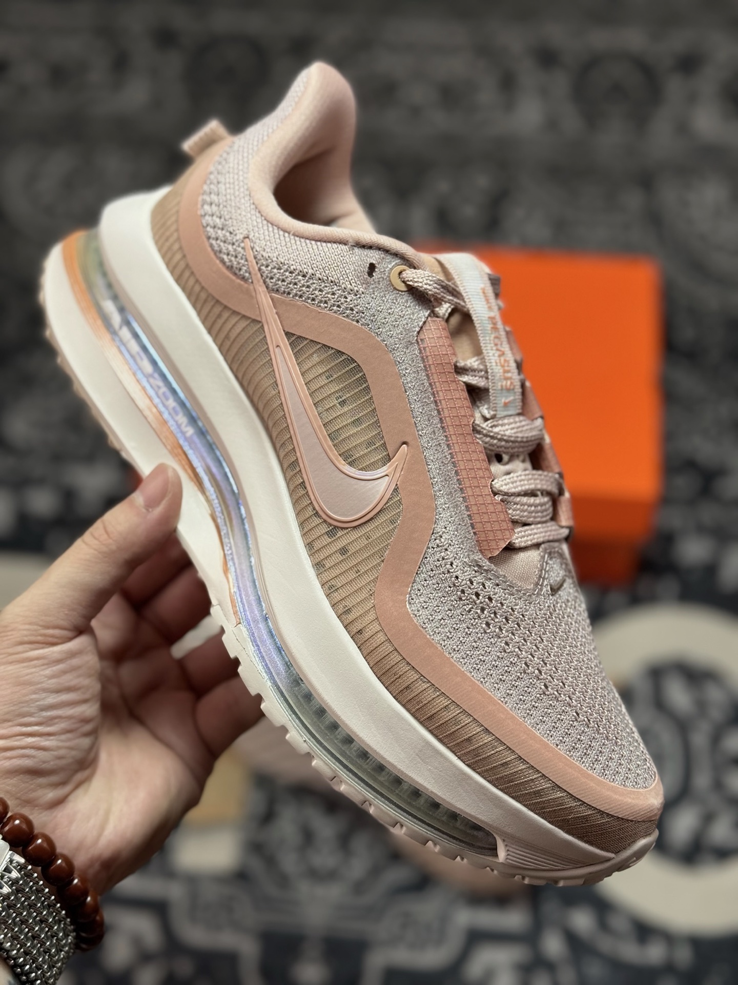 原装级别 NIKE PEGASUS PREMIUM耐克飞马公路跑步鞋 HQ2593-603