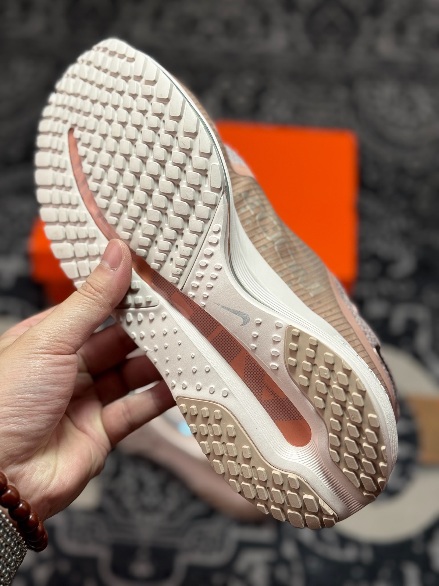 原装级别 NIKE PEGASUS PREMIUM耐克飞马公路跑步鞋 HQ2593-603