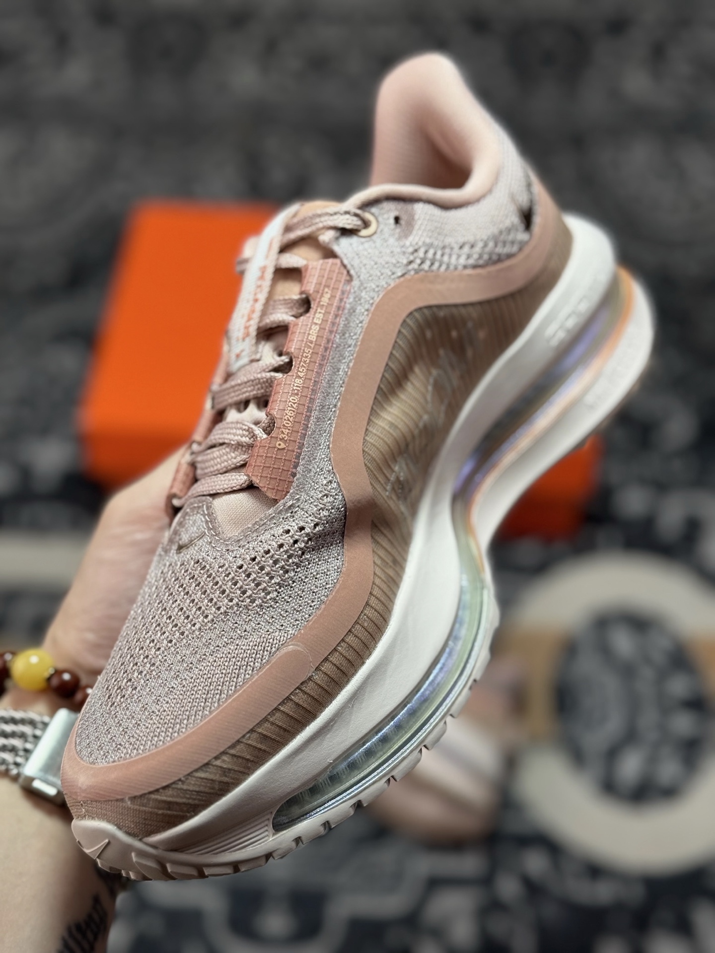 原装级别 NIKE PEGASUS PREMIUM耐克飞马公路跑步鞋 HQ2593-603