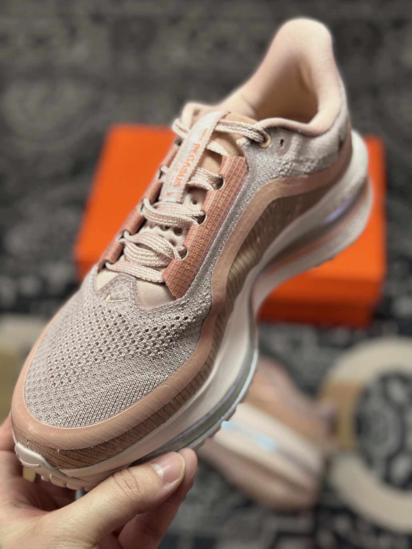 原装级别 NIKE PEGASUS PREMIUM耐克飞马公路跑步鞋 HQ2593-603