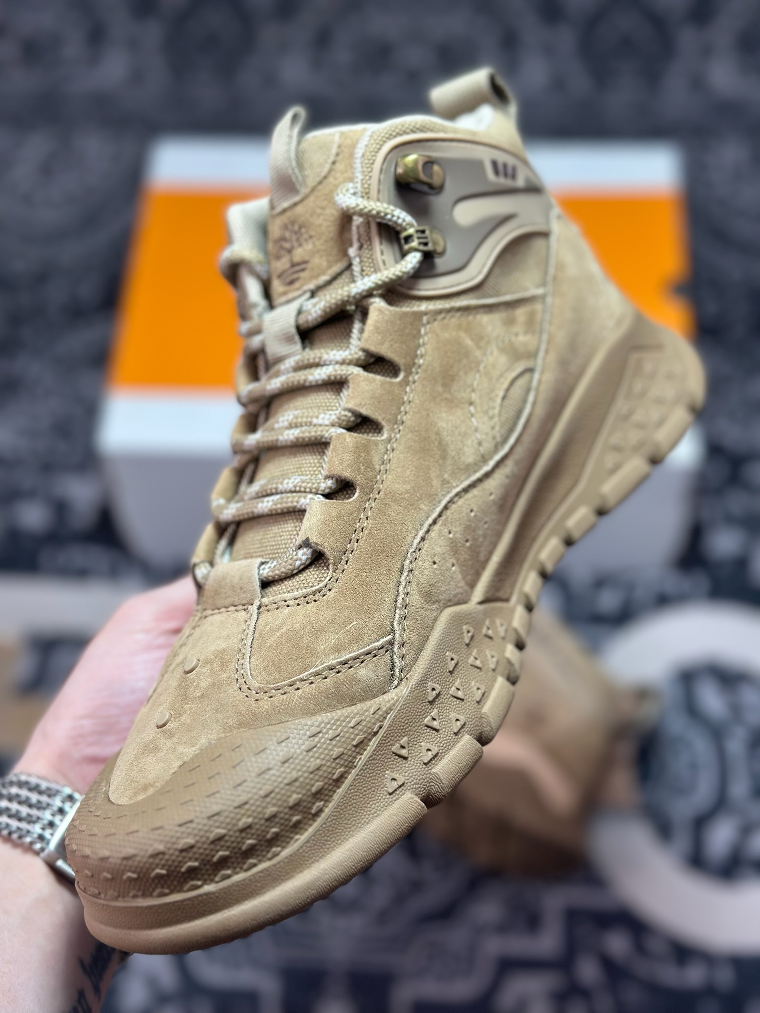 原装级别 新货Timberland添柏岚/天伯伦户外中帮休闲马丁靴系列