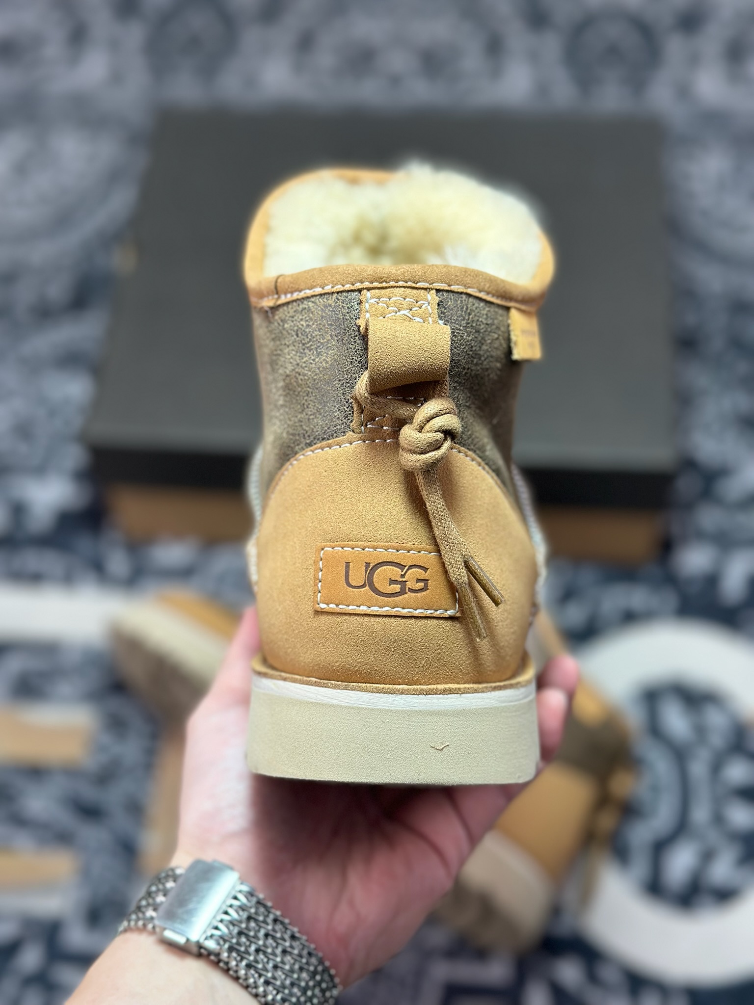 原装级别 平台外贸专供 UGG 绒面 圆头套筒 短筒 雪地靴 男女同款 1144017