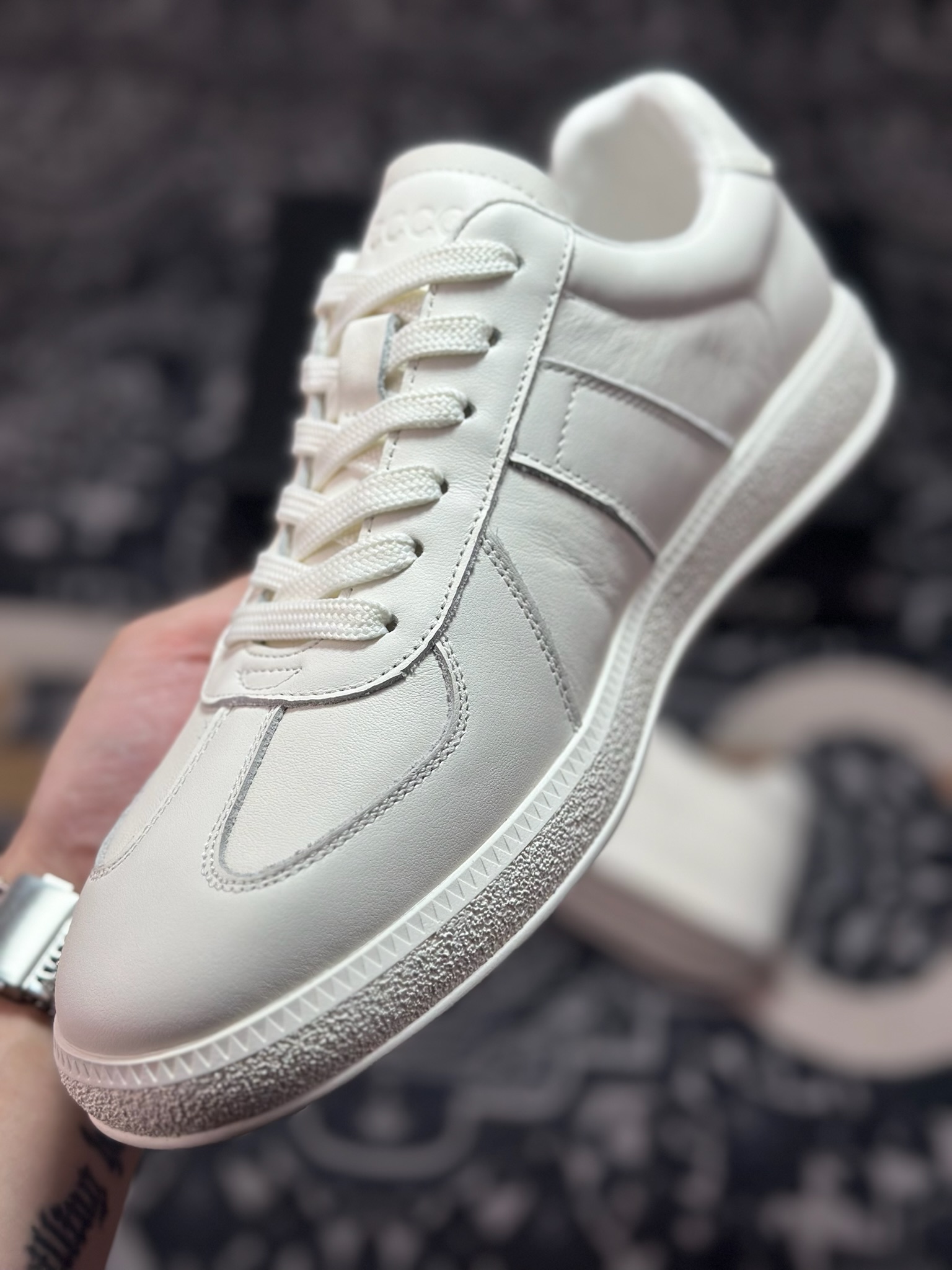 原装级别 ECCO爱步男鞋德训鞋秋 经典时尚百搭舒适小白鞋男