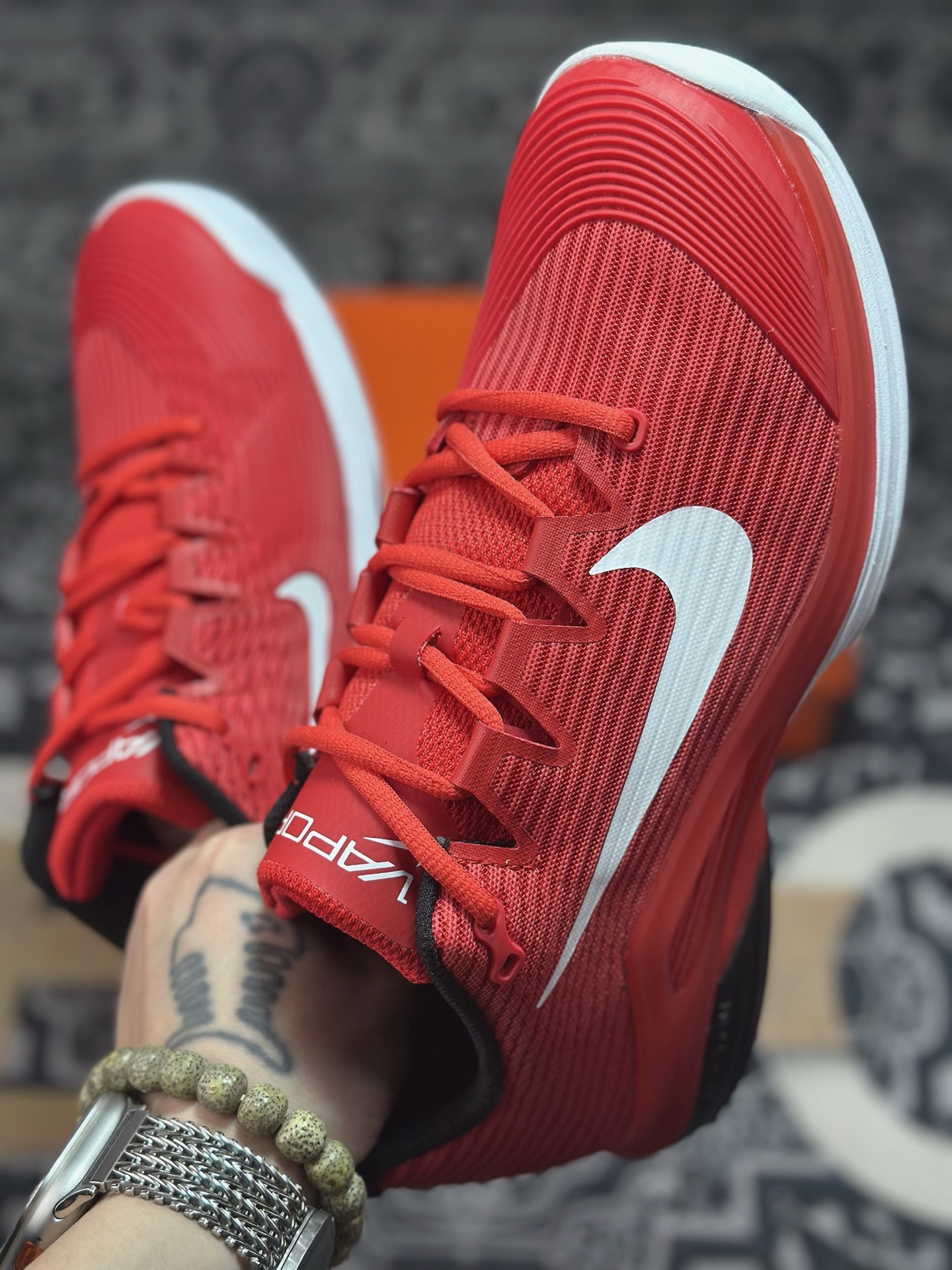 B2260 原装级别 Nike Vapor 12 舒适百搭 耐磨 低帮 网球鞋 FV5552-600