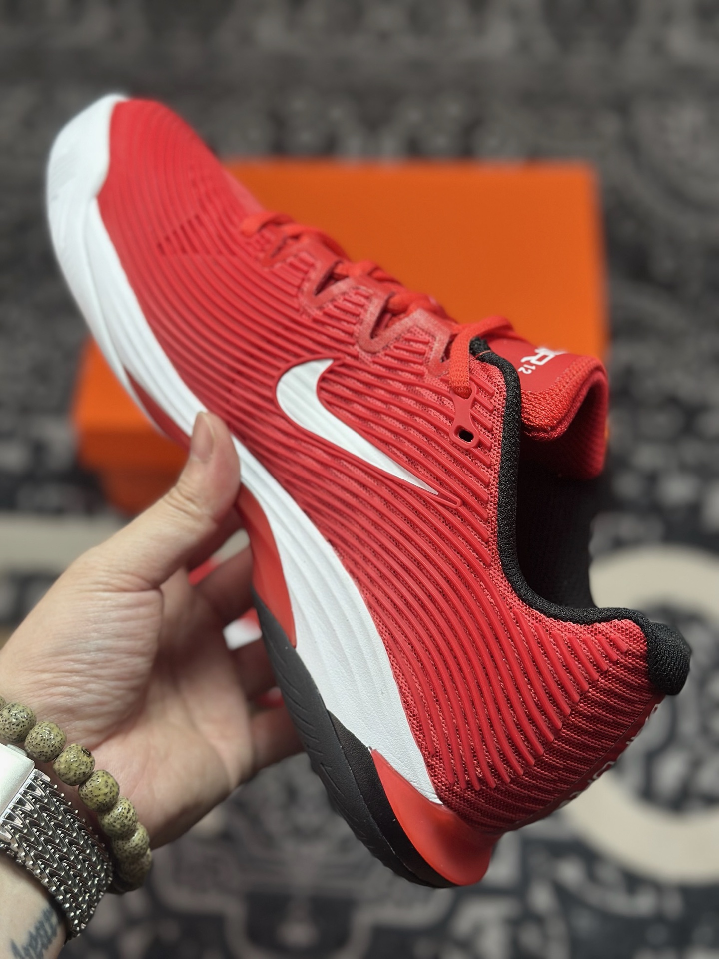 B2260 原装级别 Nike Vapor 12 舒适百搭 耐磨 低帮 网球鞋 FV5552-600