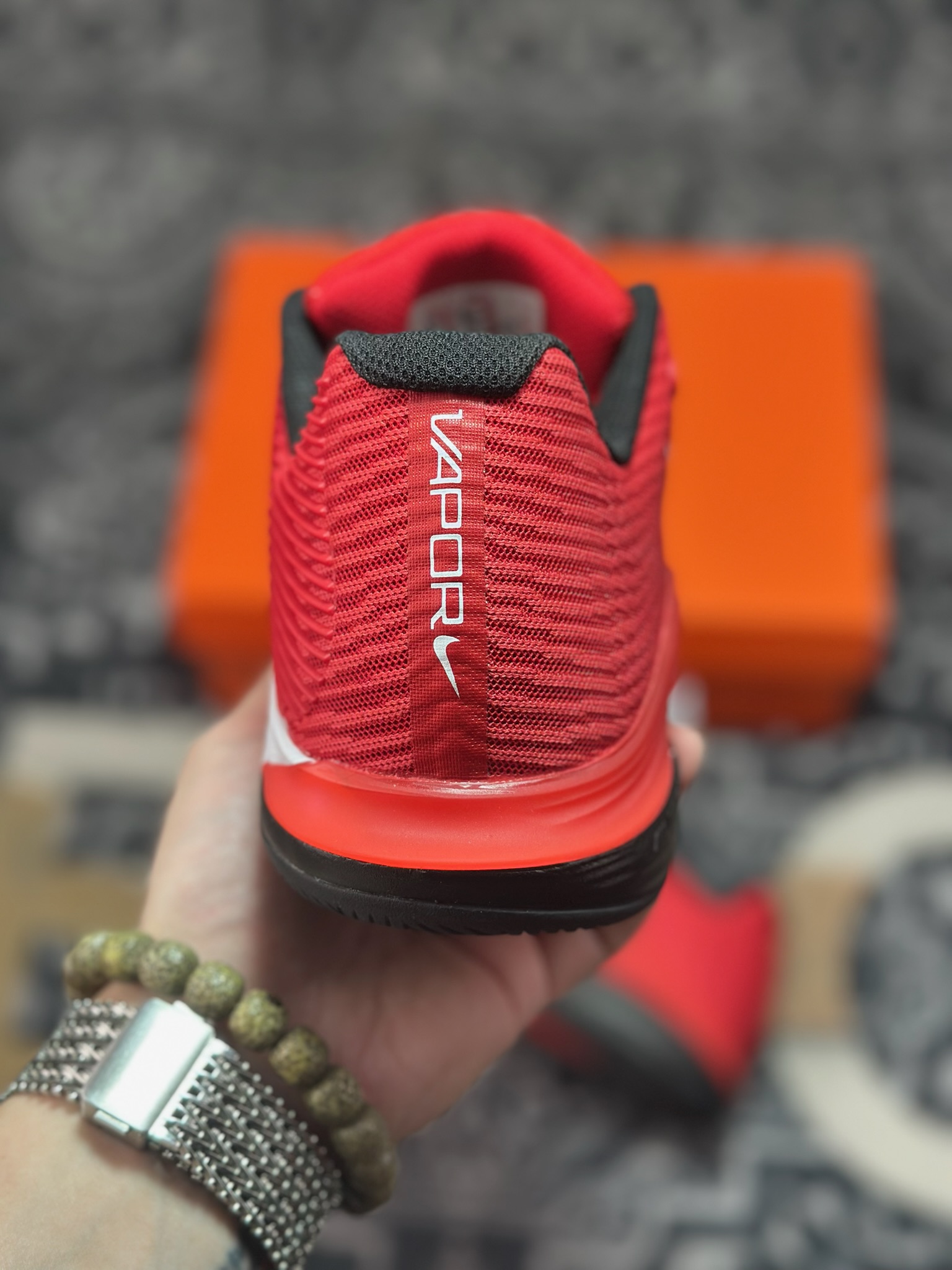 B2260 原装级别 Nike Vapor 12 舒适百搭 耐磨 低帮 网球鞋 FV5552-600