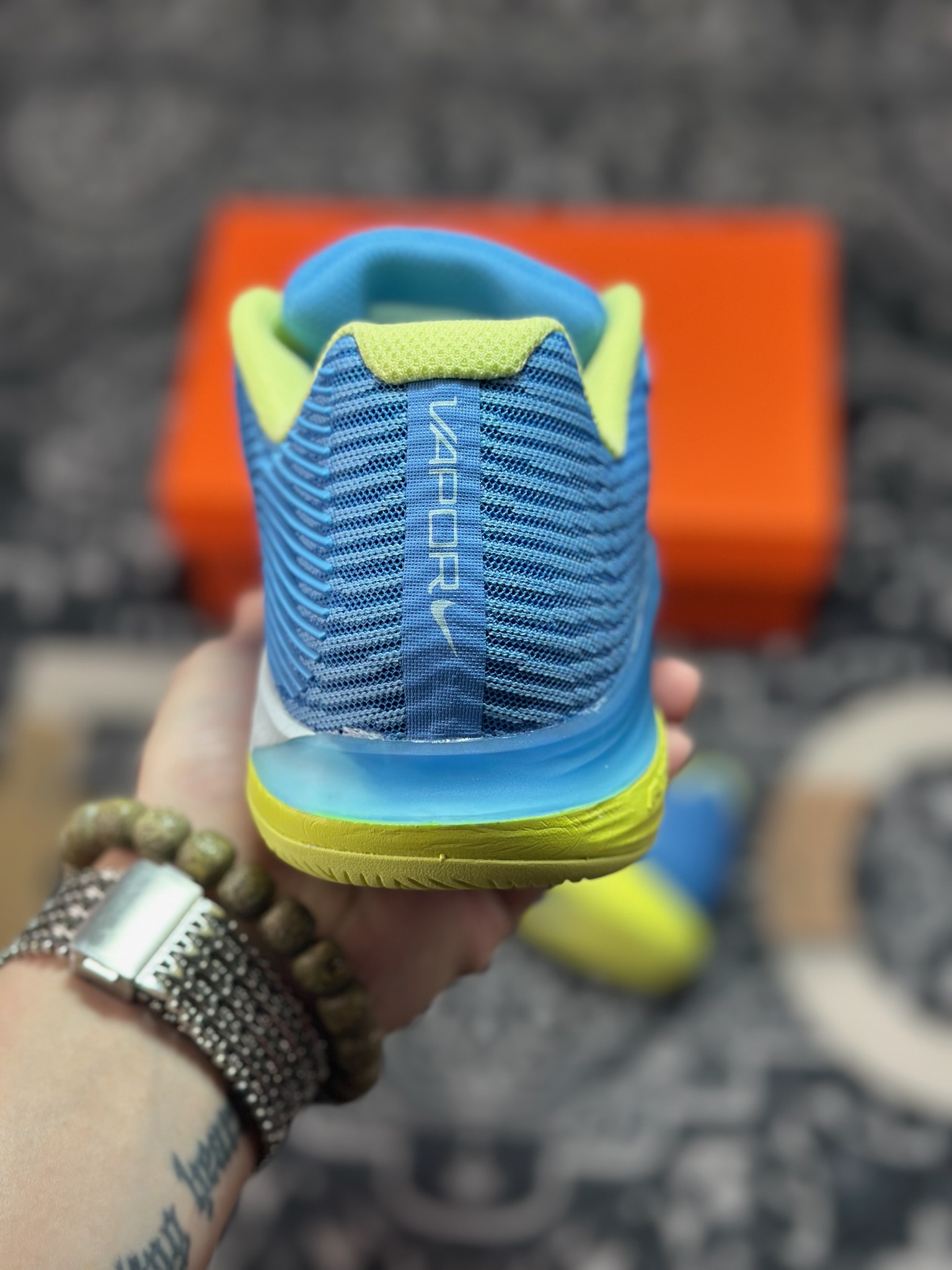 B2260 原装级别 Nike Vapor 12 舒适百搭 耐磨 低帮 网球鞋 FV5554-400