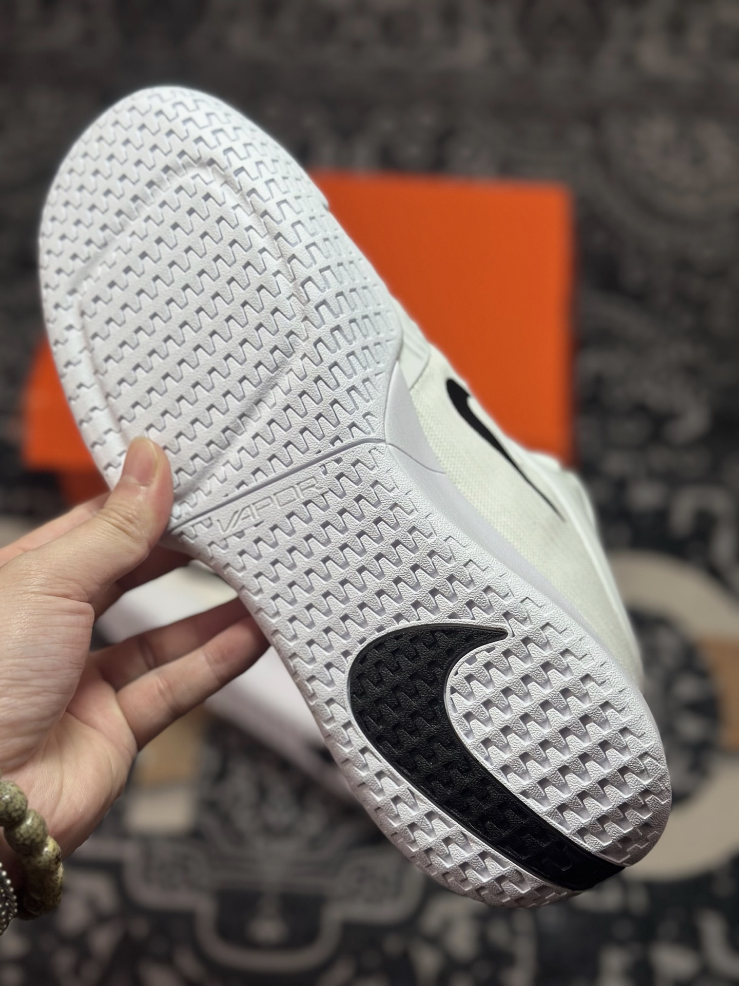 B2260 原装级别 Nike Vapor 3舒适百搭 耐磨 低帮 网球鞋 FZ2158-100