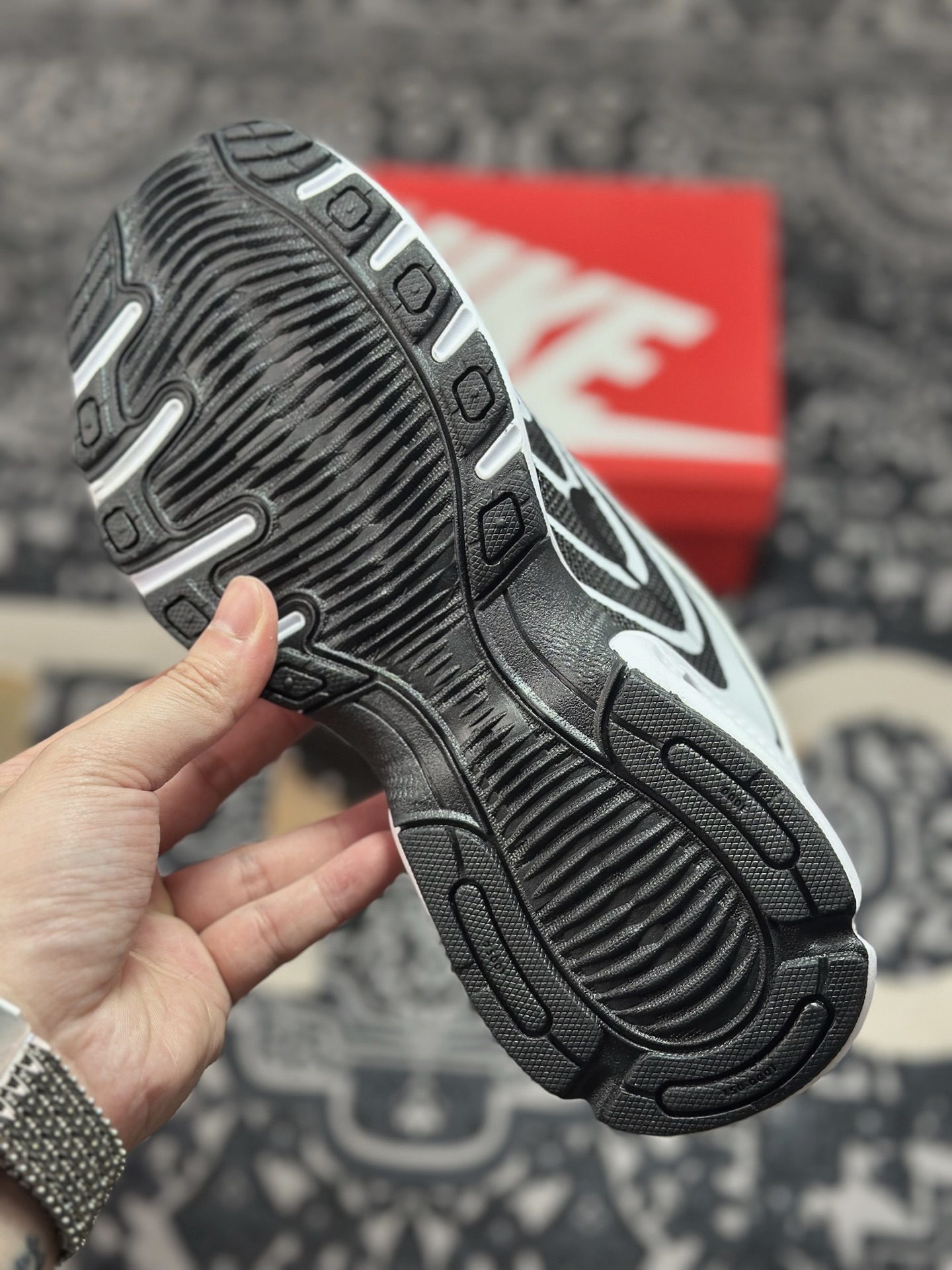 A4180 原厂级别 Nike Air Max Fire 复古气垫运动跑步鞋 IF2621-008