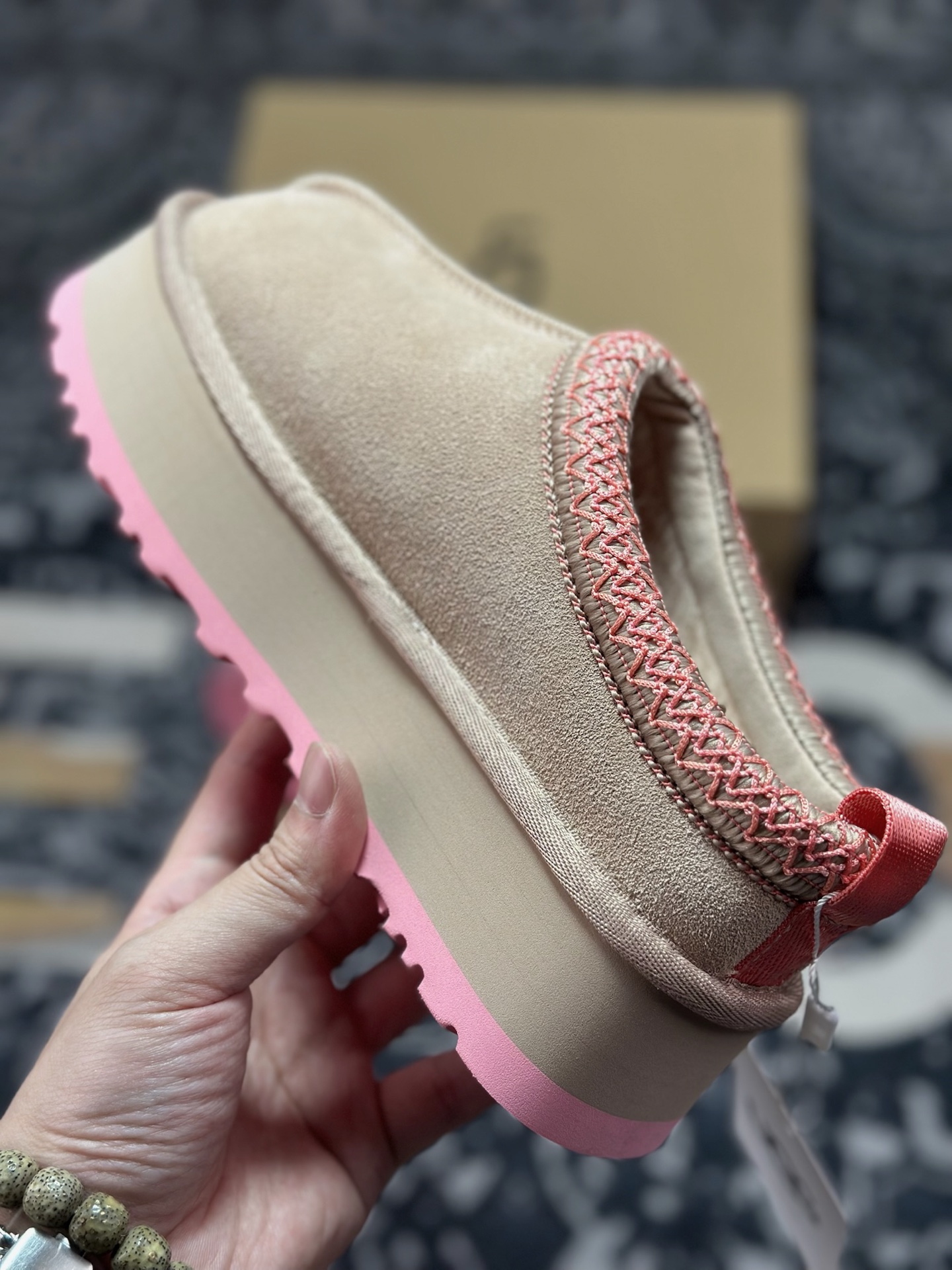 B2260 原装级别 UGG 女款雪地靴 1122553 十年品牌制鞋代工厂生产线出品