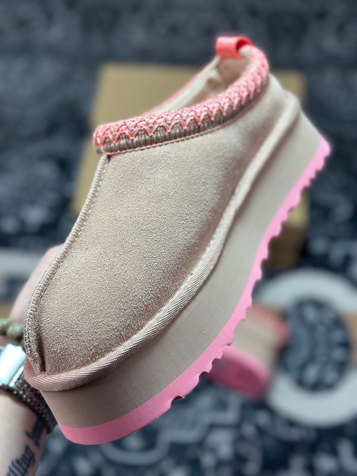 B2260 原装级别 UGG 女款雪地靴 1122553 十年品牌制鞋代工厂生产线出品