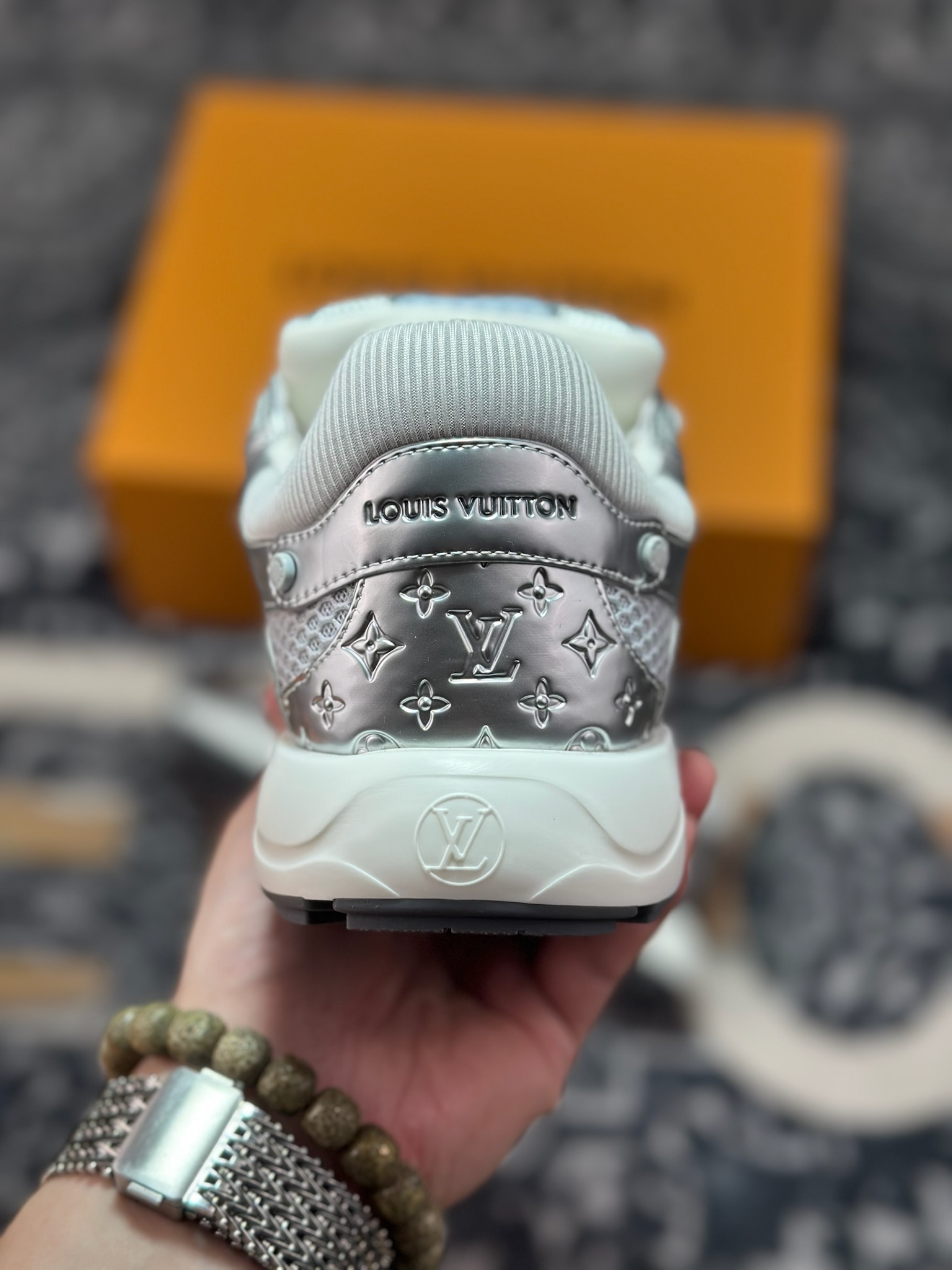 D1480 Olympia系列 情侣款 银角大王 休闲 运动鞋 跑鞋 本款 LV Olympia 运动鞋